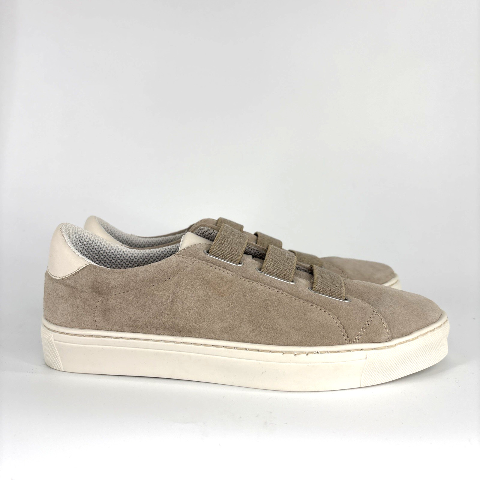 The Flexx Sneak Easy Sneaker Womens 9 Beige Kino Slip on Sneaker NWOT
