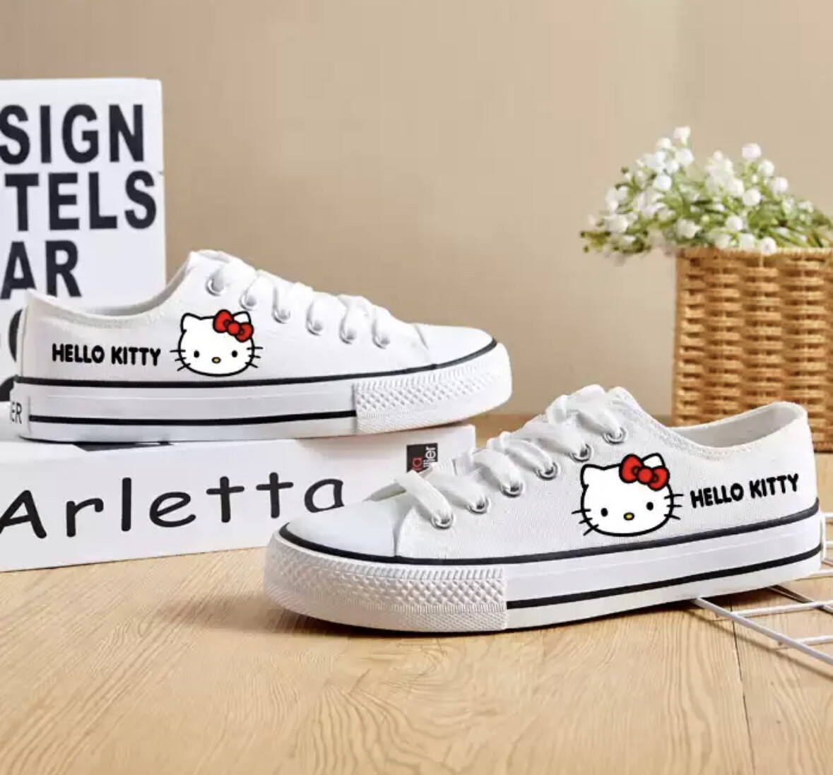 White Women Sport Flat Kitty Sports Sneakers 6,7,8,9 Hello Kitty Sanrio Kawaii