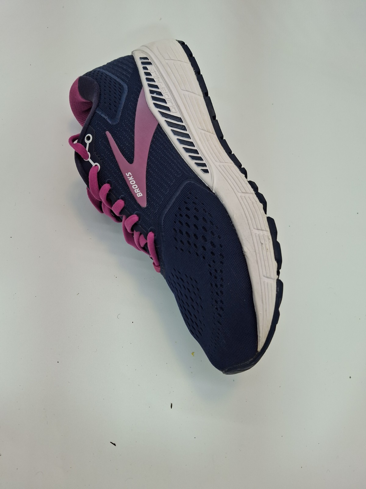 Womens Brooks Ariel 20 Blue Athletic Running Comfort Sneakers Shoes Size 9 .5 B