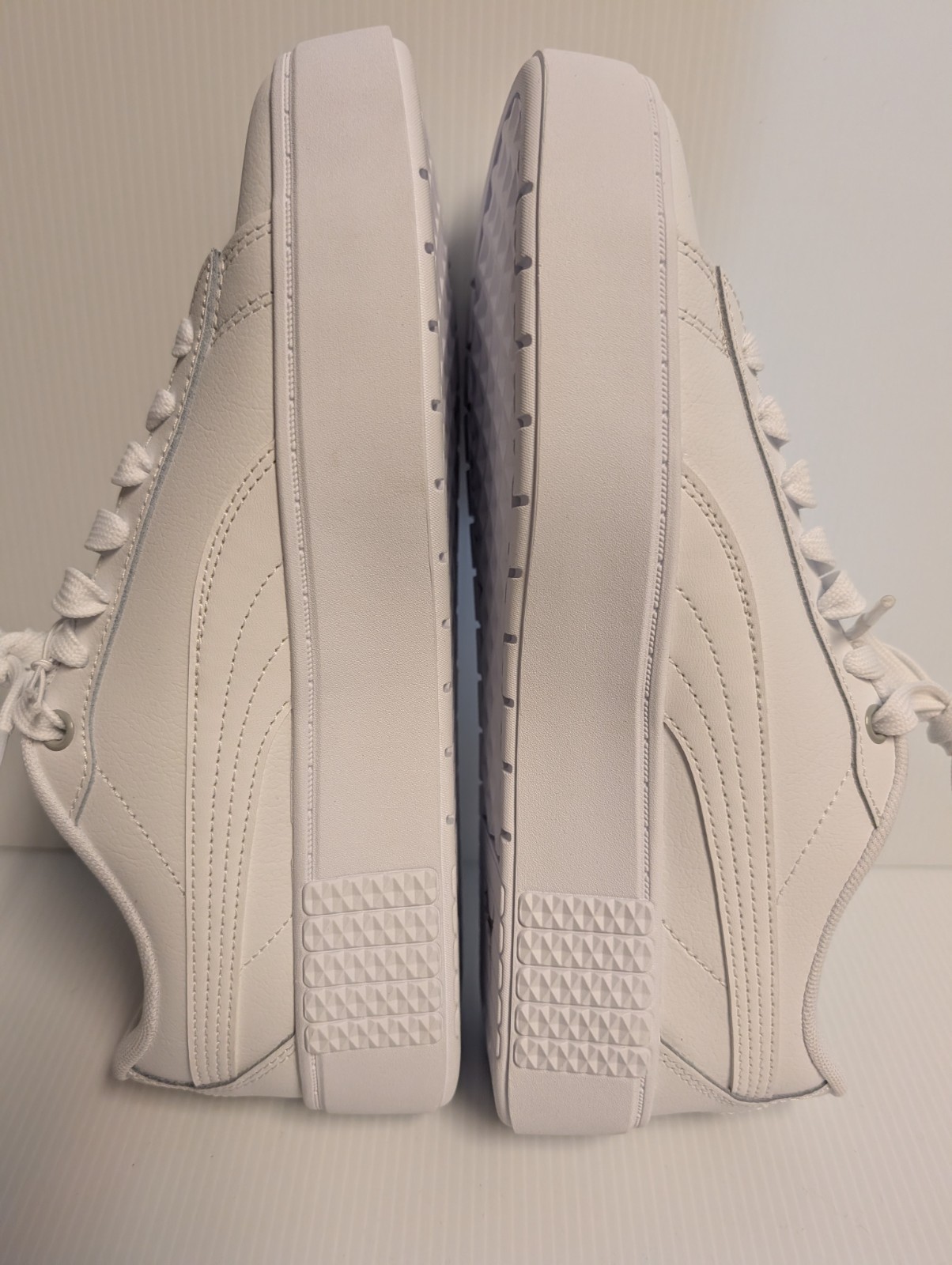 PUMA Women Shoes 10 Cali Smash Platform Sneaker White Sporty Classic Lace Up