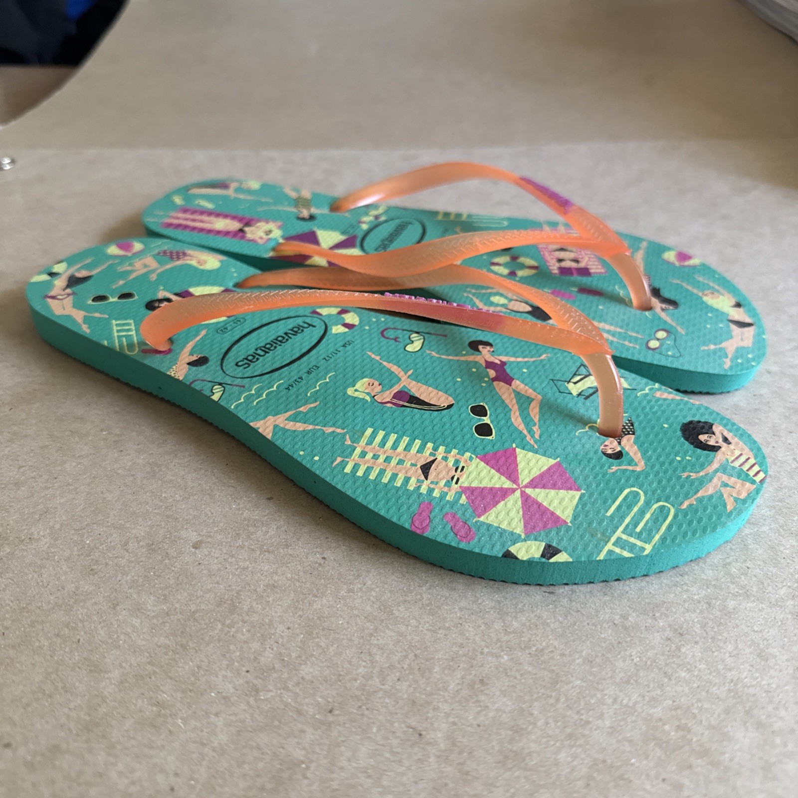 Havaianas Slim Green Pool Party Design with Orange Gel Straps 41/42 – New