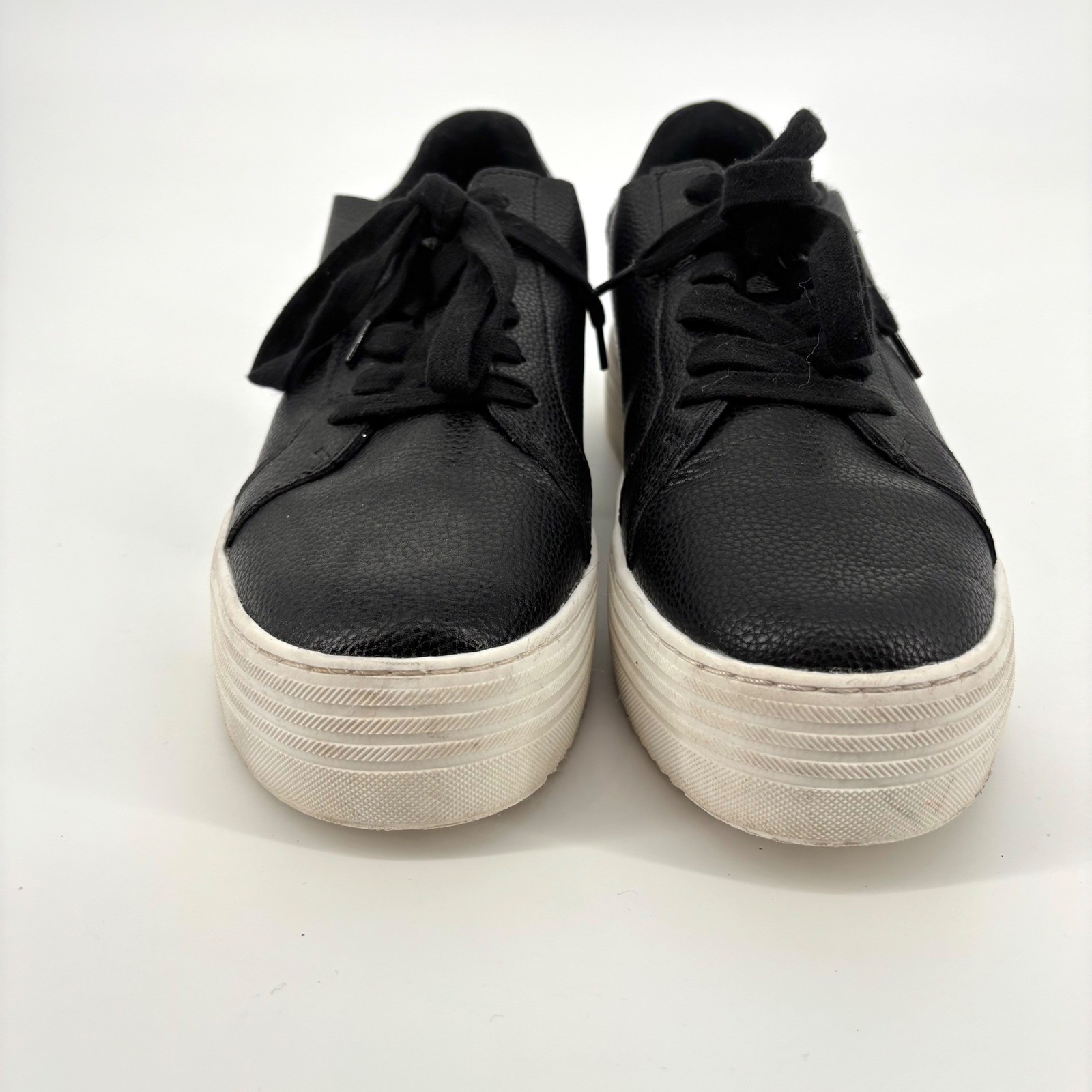 Joy Platform Comfort Leather Sneakers Size 10W Black White Glitter Heel Casual