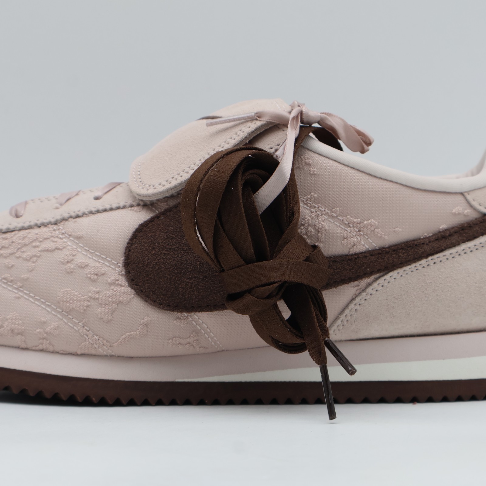IQ3624-667 Nike Cortez Textile Silt Red Phantom Light Chocolate (Women’s)