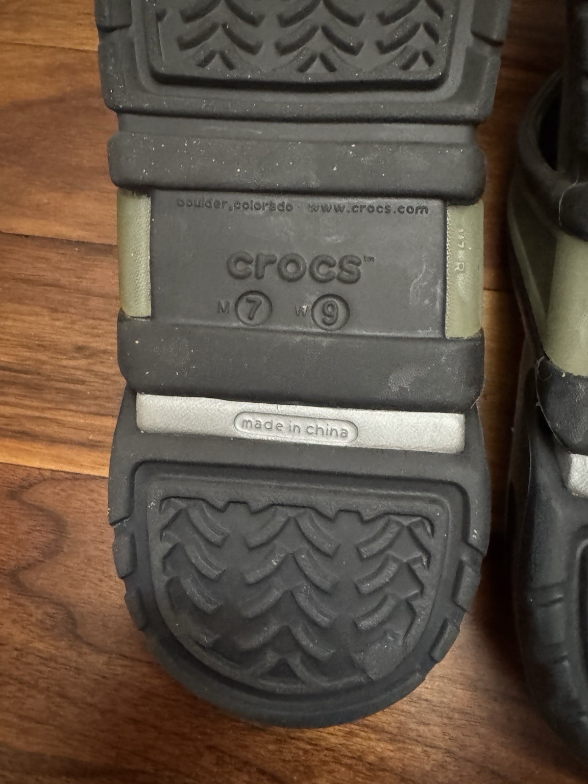 Crocs Croslite A9 Flip Flops Sandals Thong Unisex SZ M7 W9 Green Gray Navy Blue