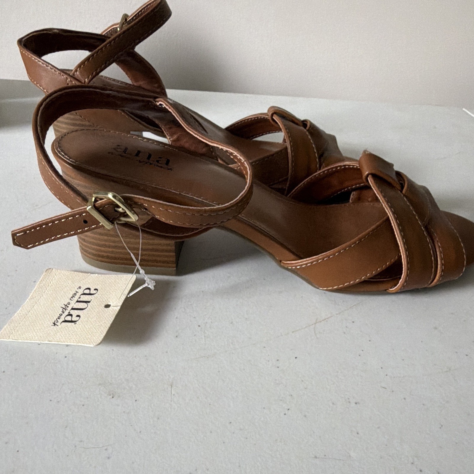 a.n.a Brown Women’s Ankle Strap Sandals Buckle Block Heel Synthetic Size 8
