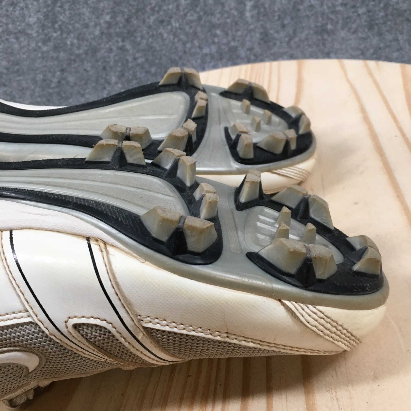 Vintage Nike Shoes Womens 9 Speedlax Lacrosse Cleats White Low Top 334097-013
