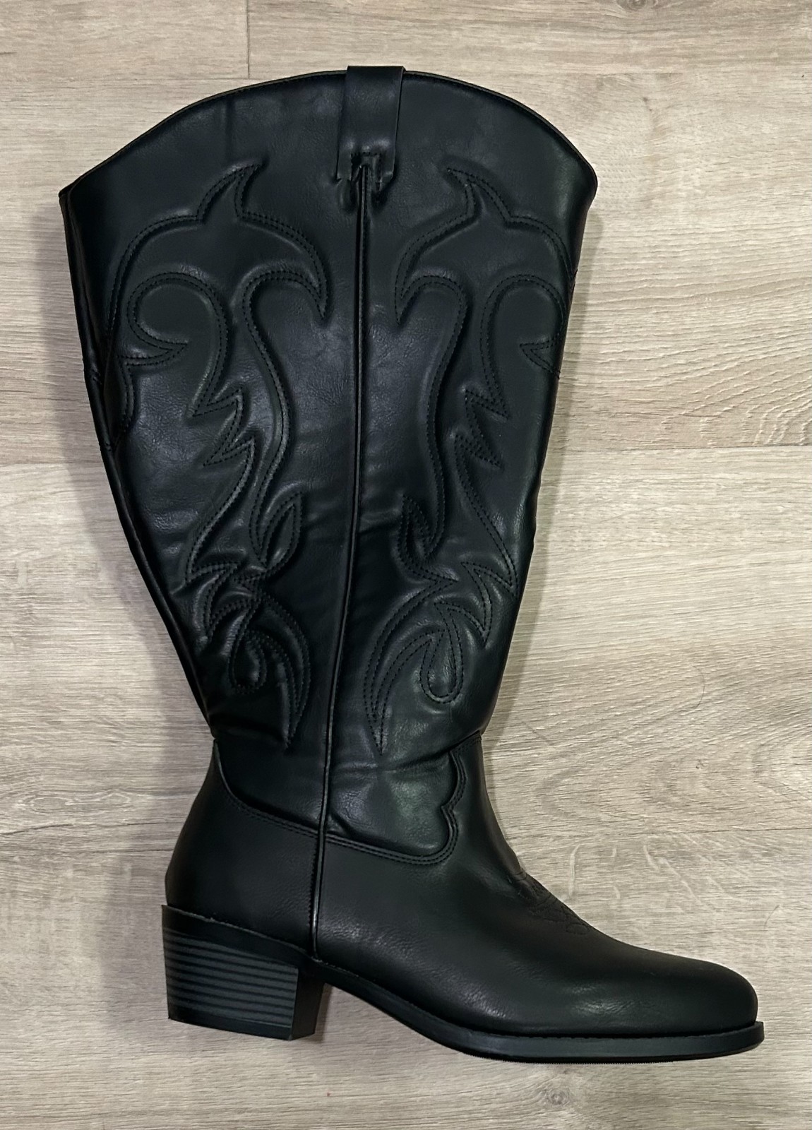 NEW ✨ Torrid Tall Western Knee Boot (Wide width and calf) size 8.5 Black