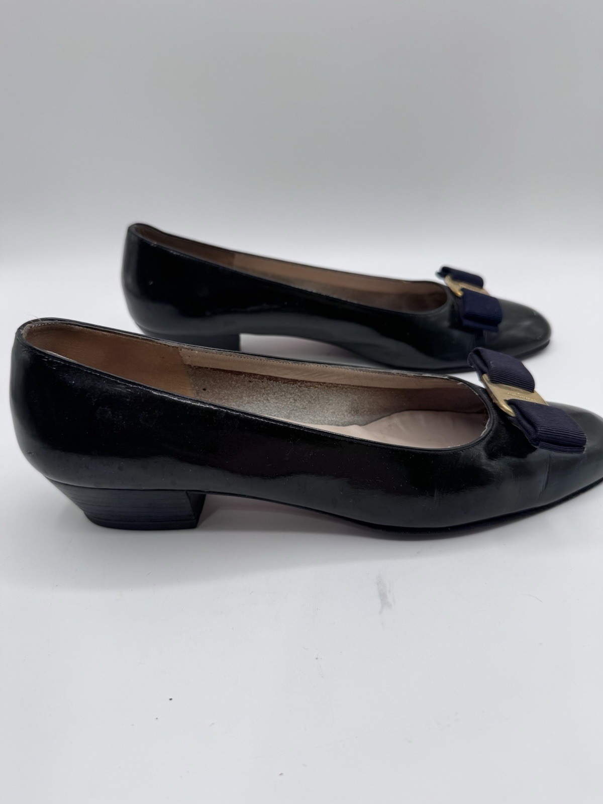 Salvatore Ferragamo Boutique Vara Bow Pumps Black Leather Women’s 8.5 AAA