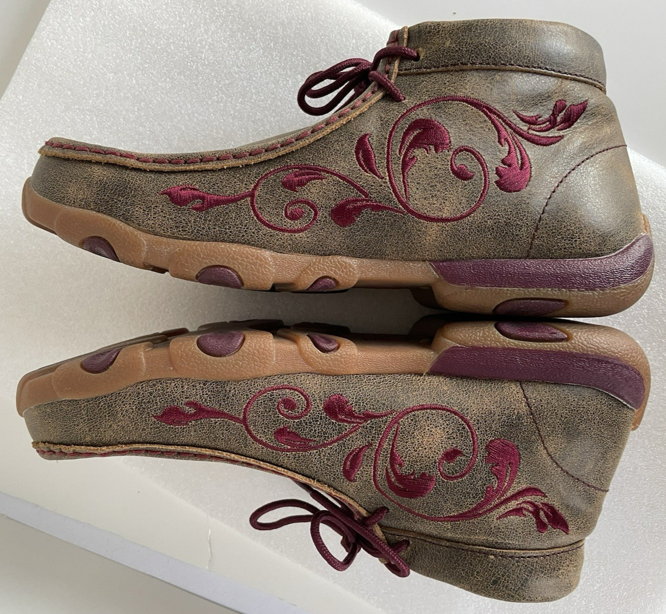 Twisted X Chukka Driving Moc Shoes Wo’s 8M Leather Embroidery Booties ~Excellent