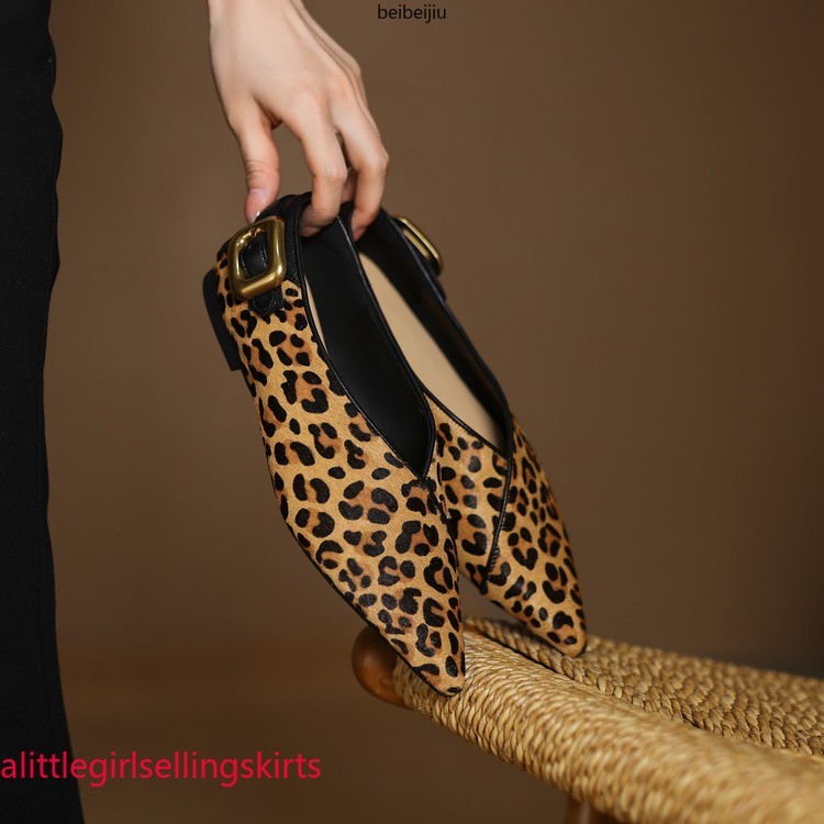 Women’s Flats Slip on Loafers Leopard Weave Alligator Pattern Pointy Toe Shoes