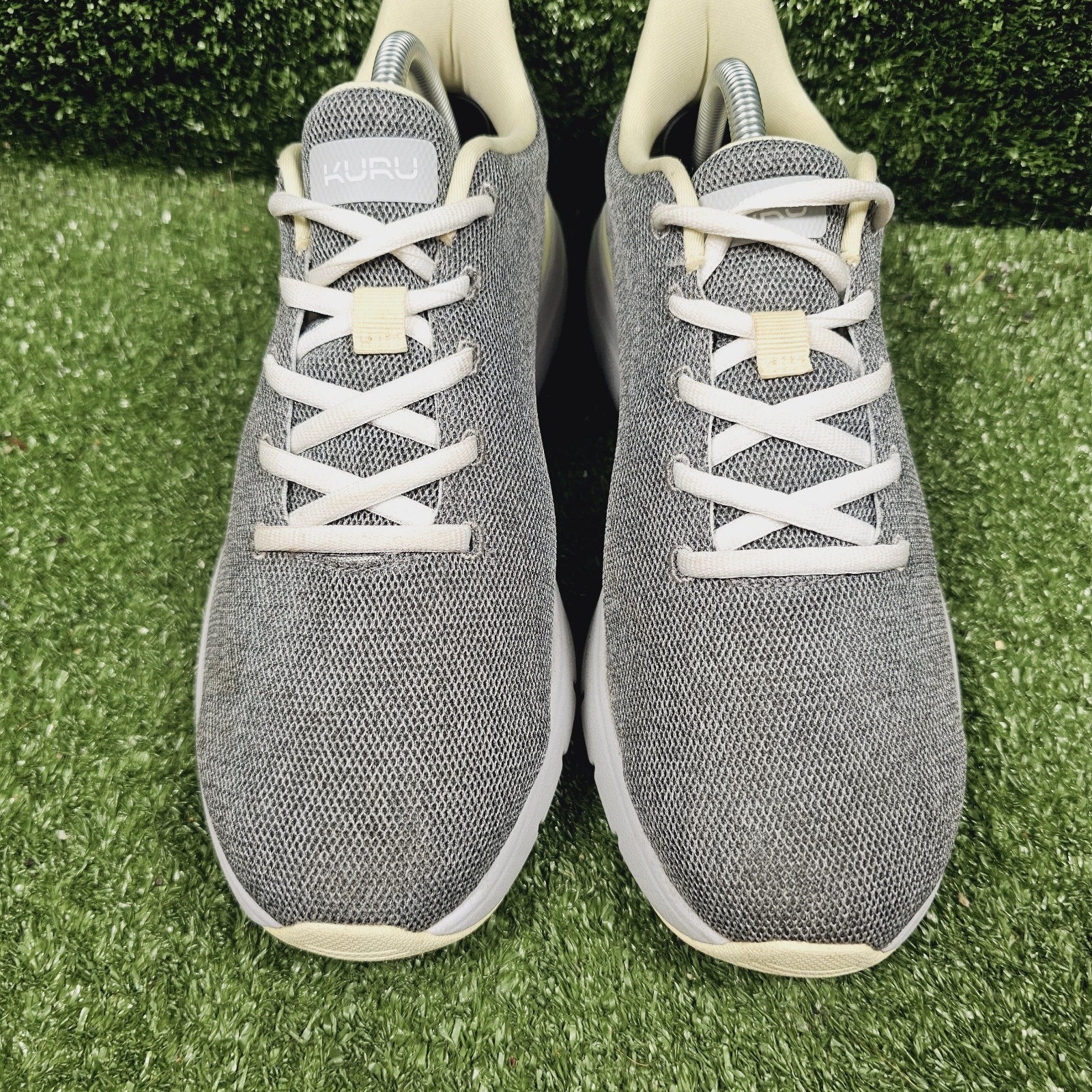 Kuru Flex Via Gray White Athletic Walking Comfort Sneakers Womens Size 9.5