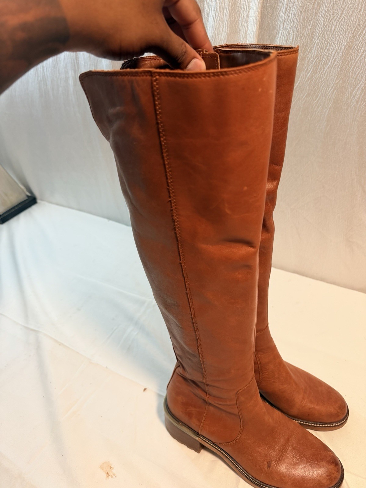Vince Camuto VC-Kensile Women’s Brown Leather Knee High Zip Riding Boots US 9