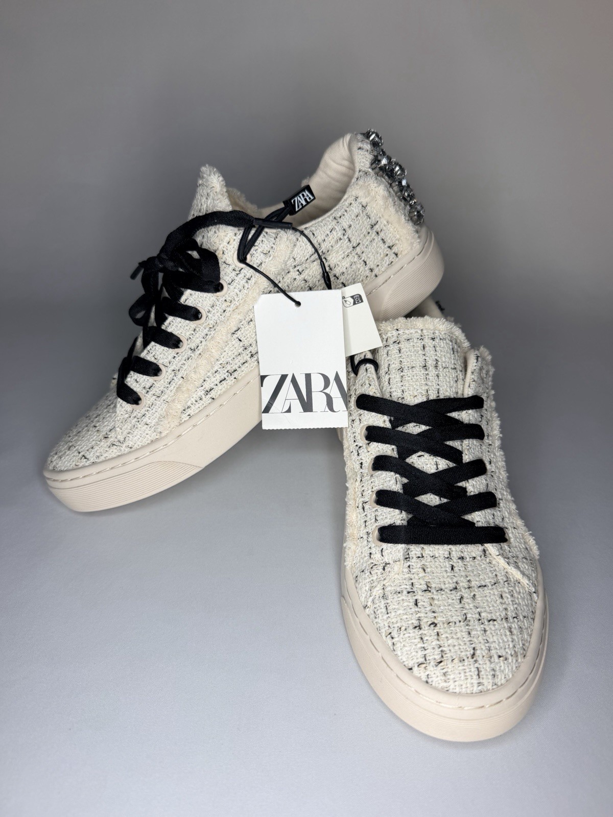 Zara Tweed Lace-Up Low Top Sneakers Ivory/Black/Silver Rhinestone 5812/110