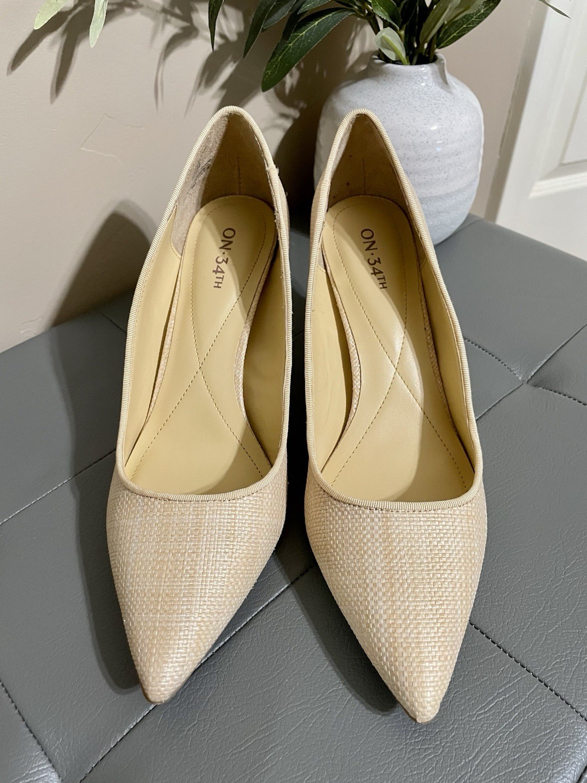 On 34th Jeules Cream Raffia Pumps Pointed Toe Nude Heels Coastal Classic Size 8