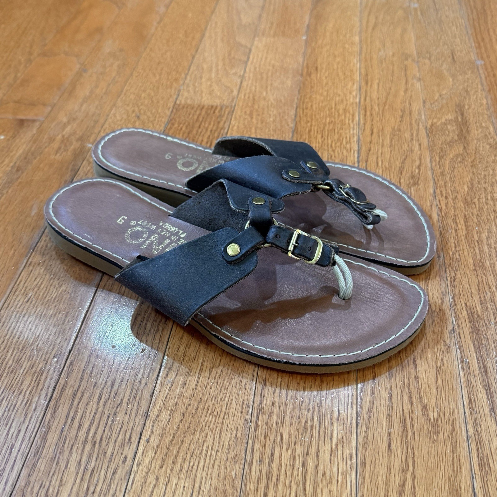 KINO Key West Womens 9 Australiano Leather Thongs Flop Flops Sandals Made In USA