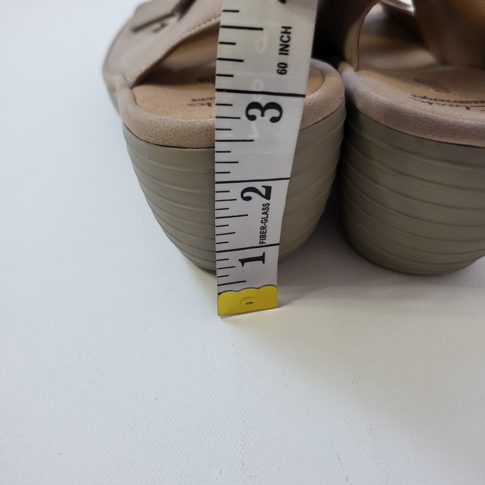 Clarks Size 9.5 W Soft Cushion Reedly Juno Wedge 2.5″ Heel Sandals Triple Strap