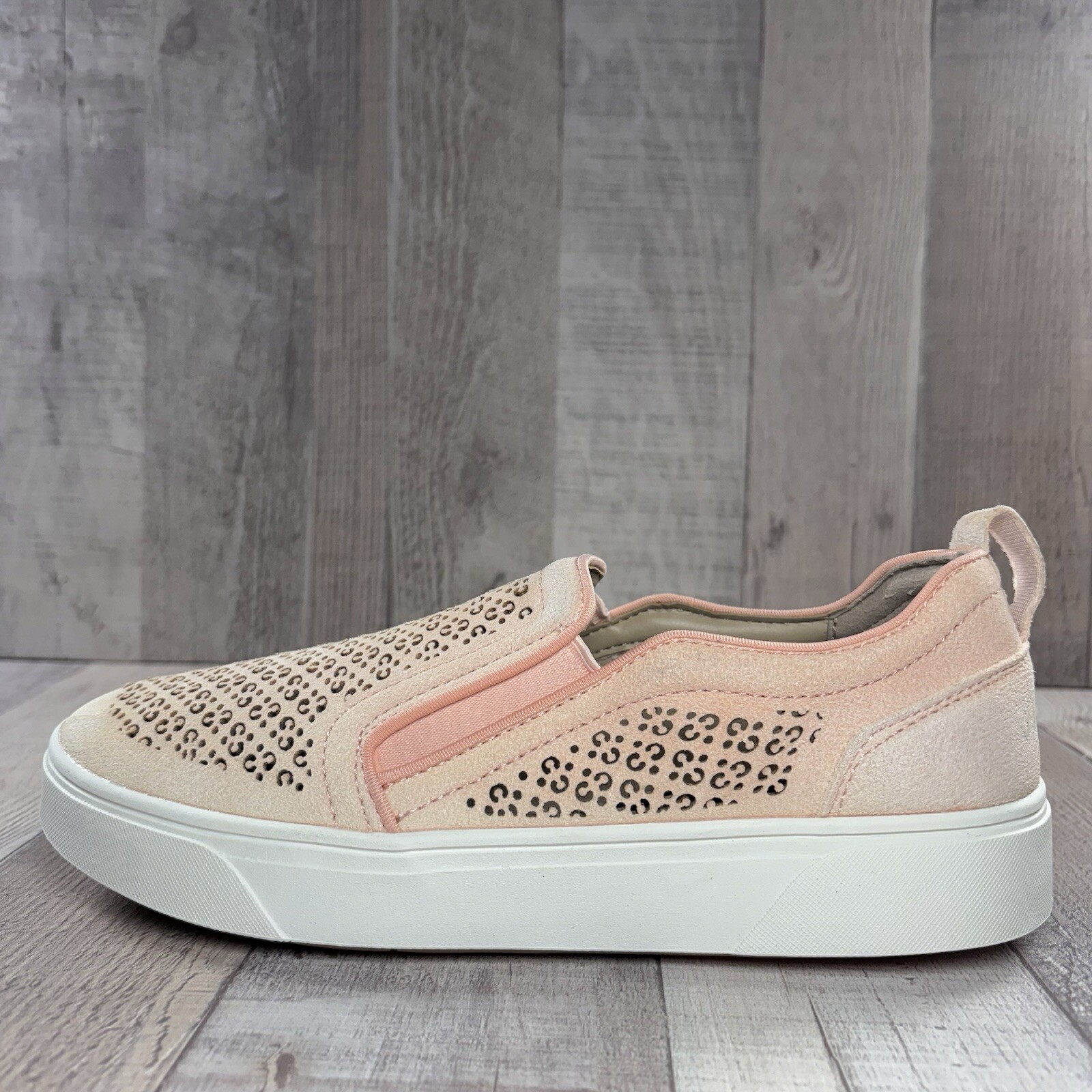 Vionic Kimmie Perf Women’s 6.5 Slip On Suede Casual Sneakers Loafer Roze Pink