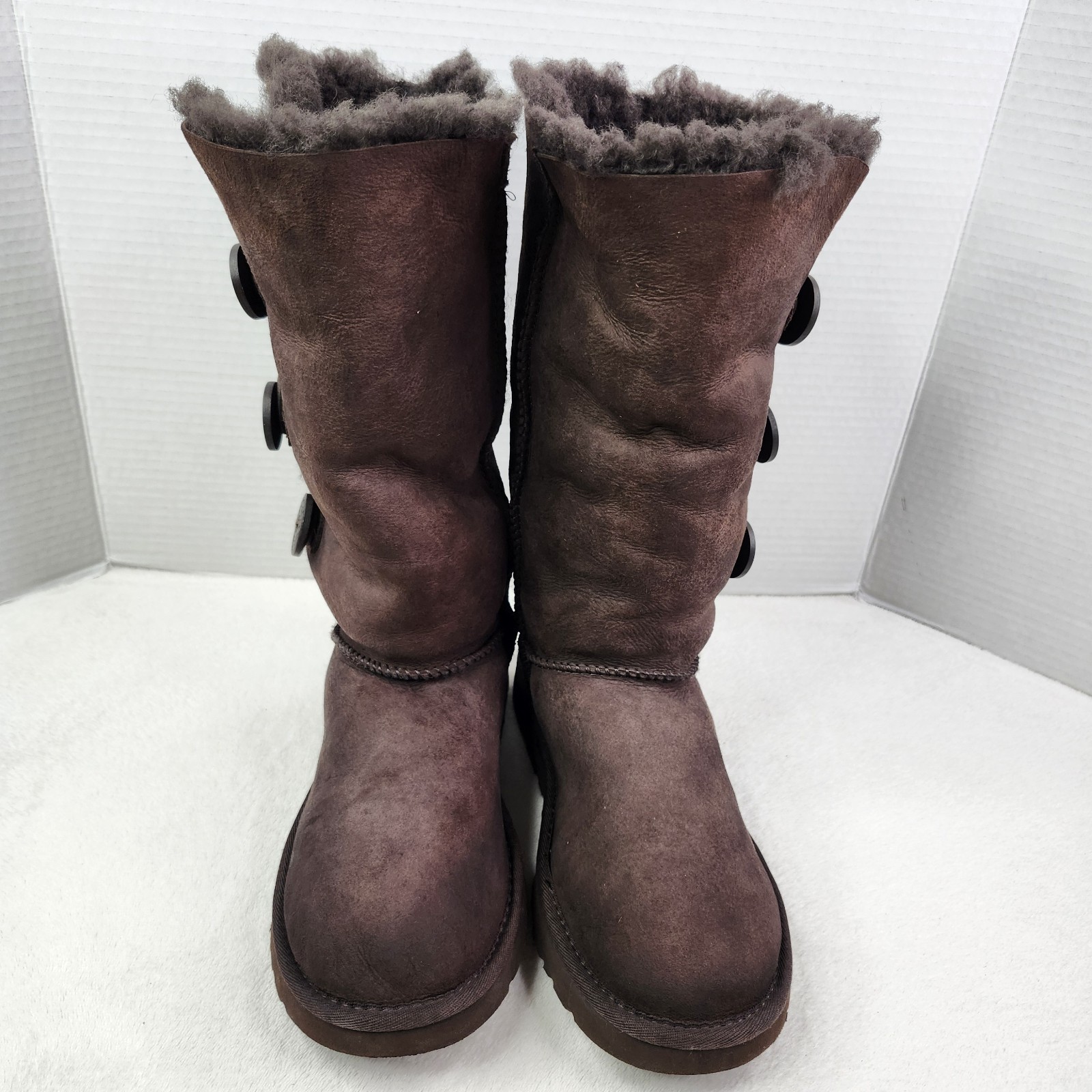 UGG Womens Bailey 3 button Chocolate Brown Suede Fur Lined Tall Boots Size US 7