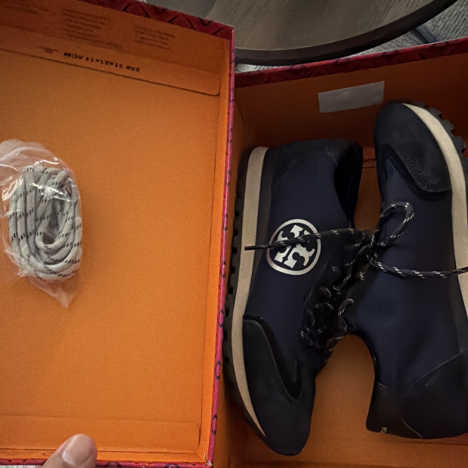 Tory Burch Vintage Nylon Runner Women’s Navy Low Top Sneakers Style 86887