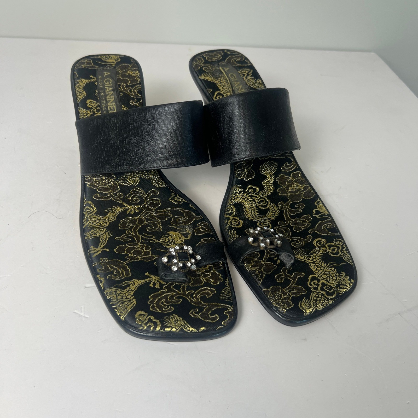VTG 90s Y2K A. Giannetti Kitten Heel Sandals Womens 7.5 Brocade Toe Ring