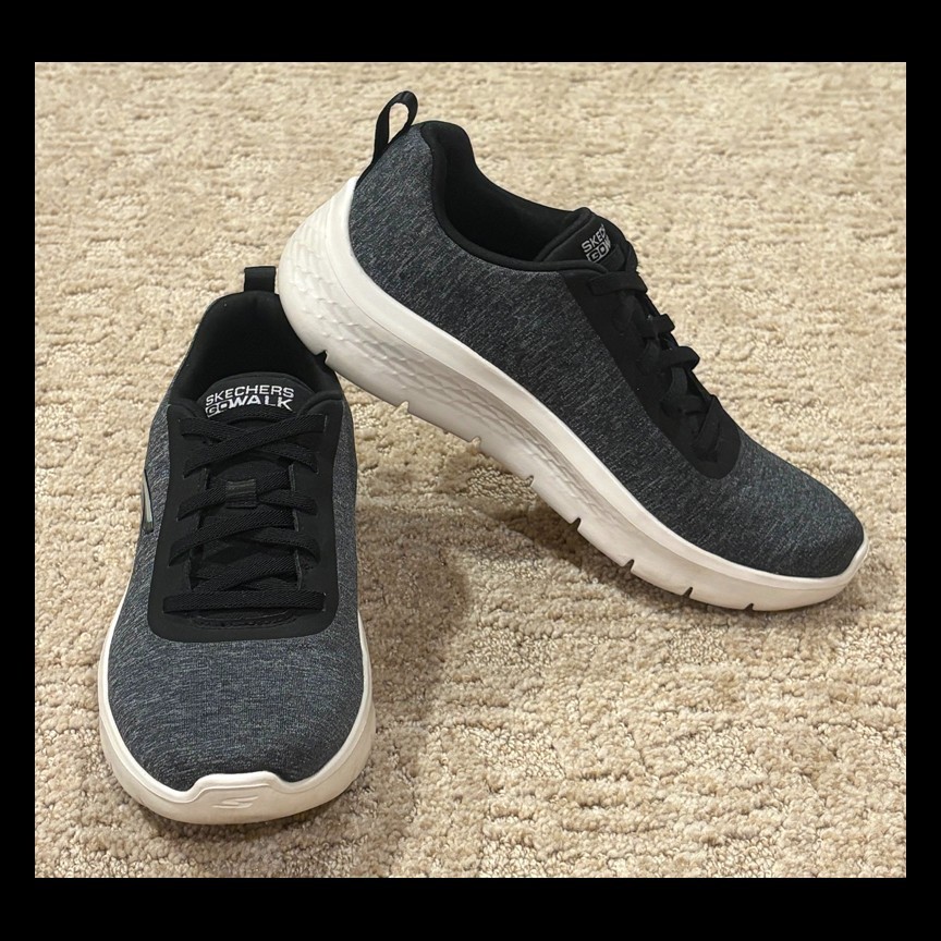 Skechers Gray Go Walk Flex Dazzling Smile Slip-On Tennis Shoes Sneakers Sz 6 EUC