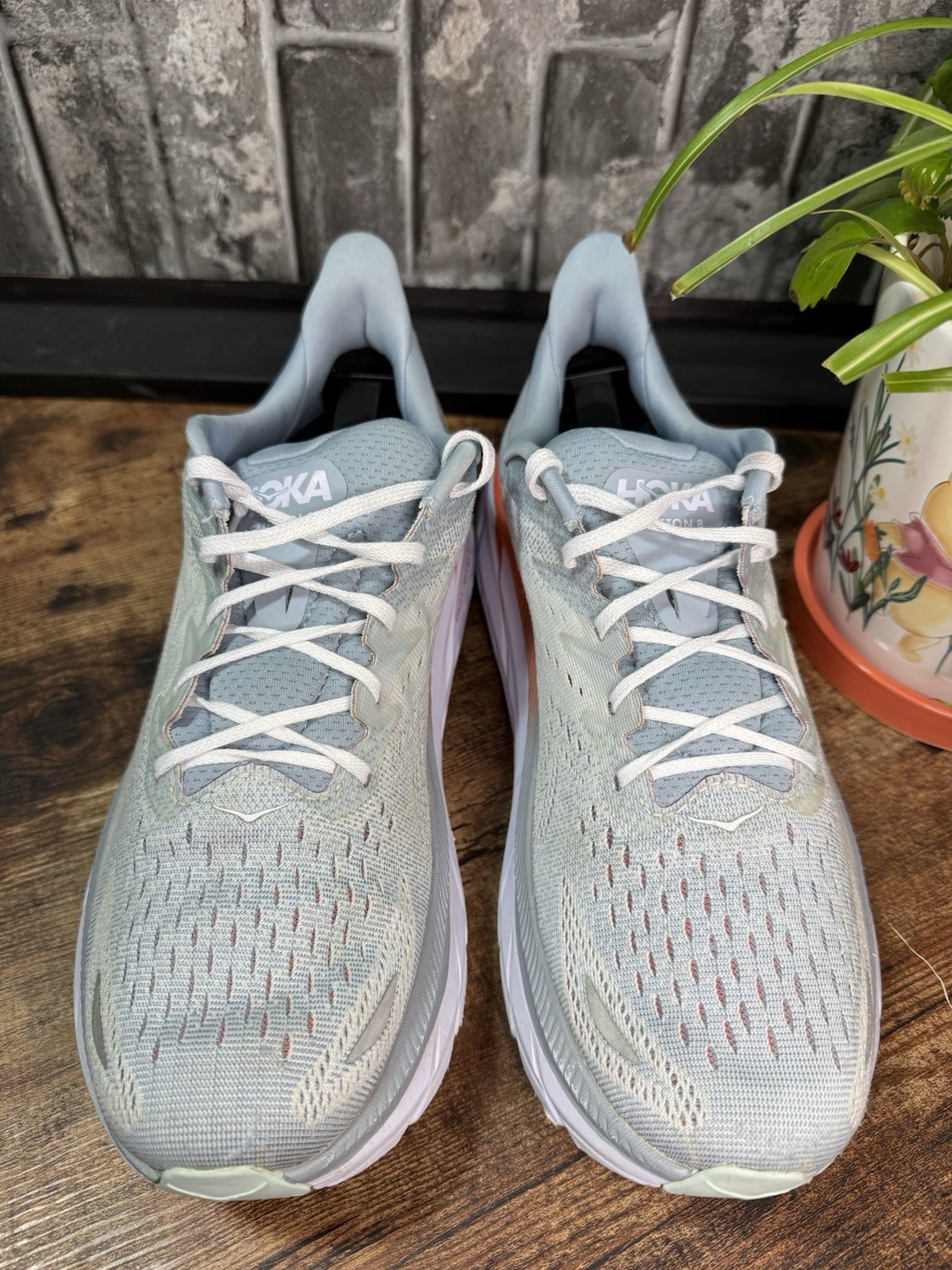 HOKA ONE ONE Clifton 8 Women’s Gray/Orange/White Low Top Lace-Up Logo Mesh