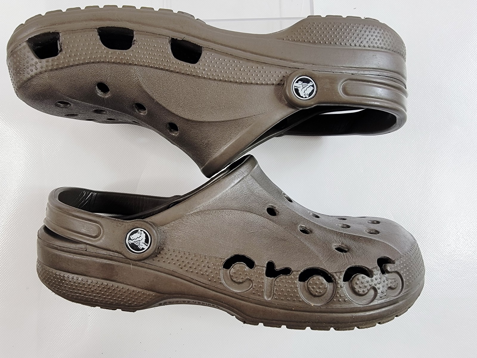 Crocs Baya Espresso Brown Unisex Adult M 9 W 11 Cutout Design