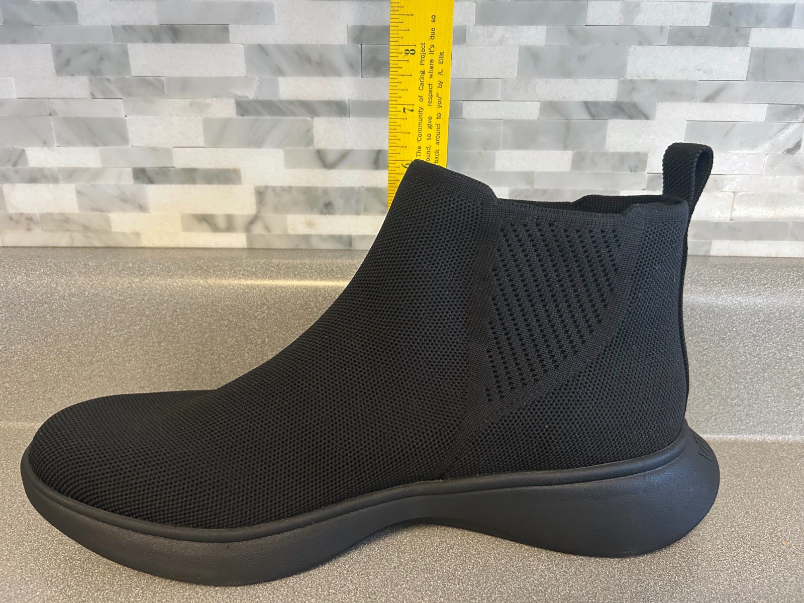 Vivaia Lightweight Slip On Comfort Water RPT Sneaker Short Boots Black Mens Sz 9