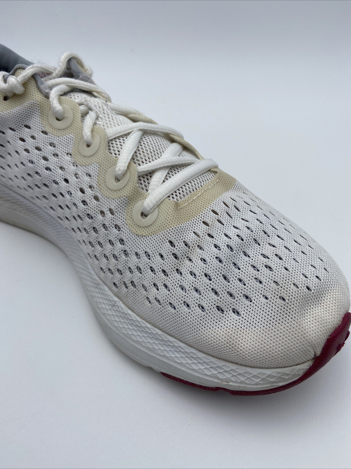 Under Armour Womens Charged Impulse White Athletic Shoes 9 Medium (B,M) #Y