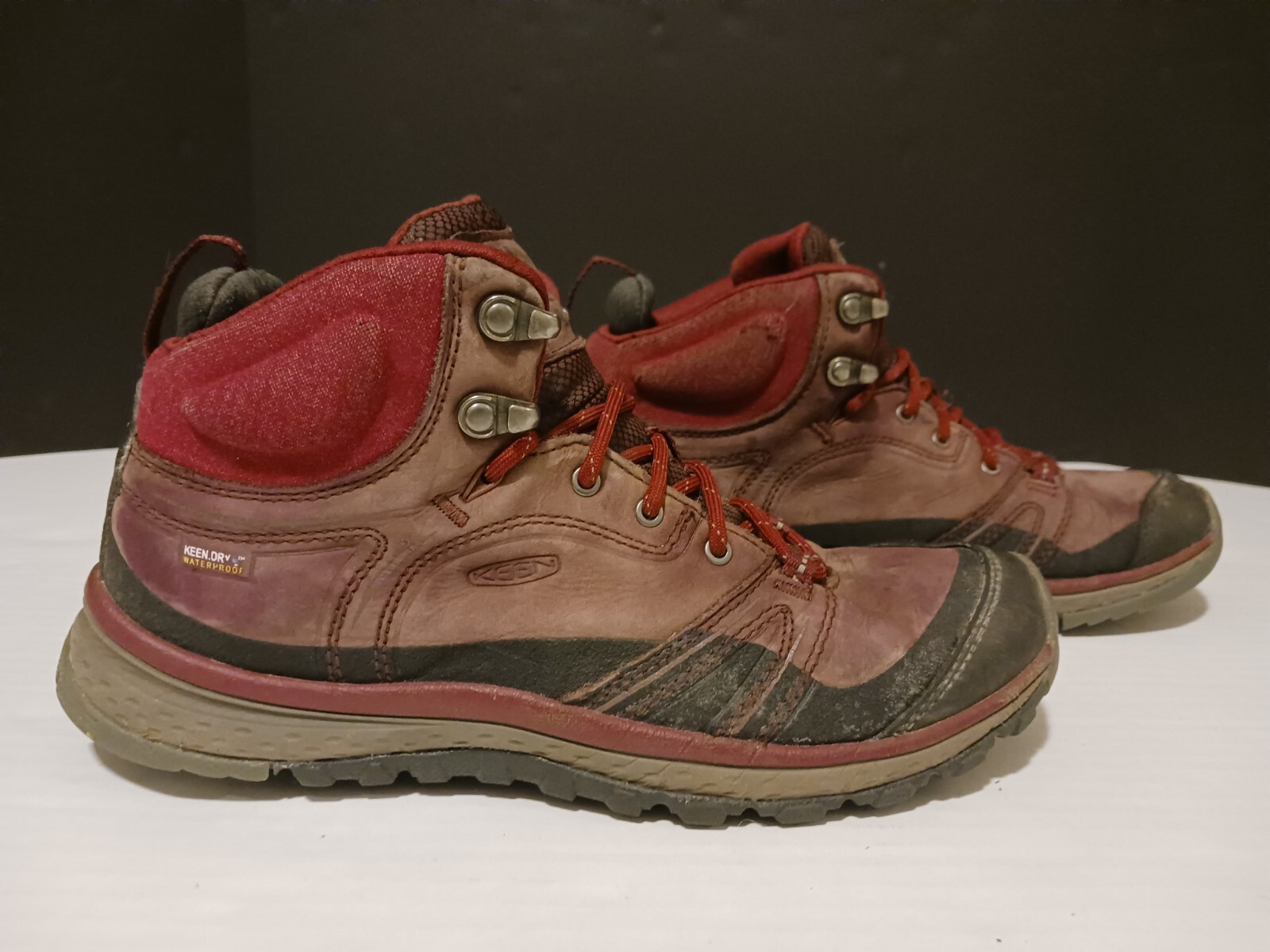 Keen Terradora Mid Leather Hiking Boots Womens 9.5 Pink Maroon Red Waterproof