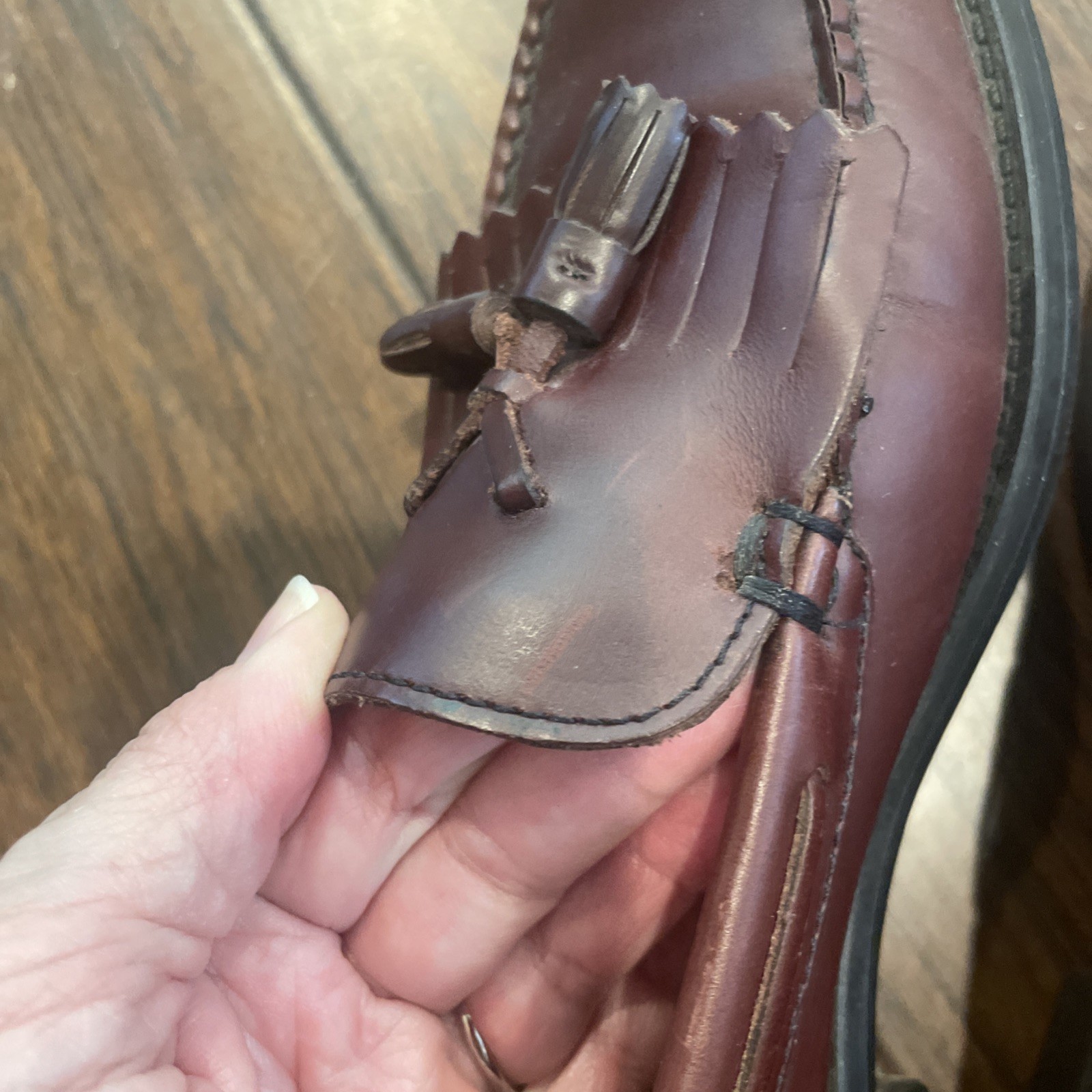 GH Bass Weejuns Marietta II Burgundy Leather Kiltie Tassel Loafers Women’s 5.5M
