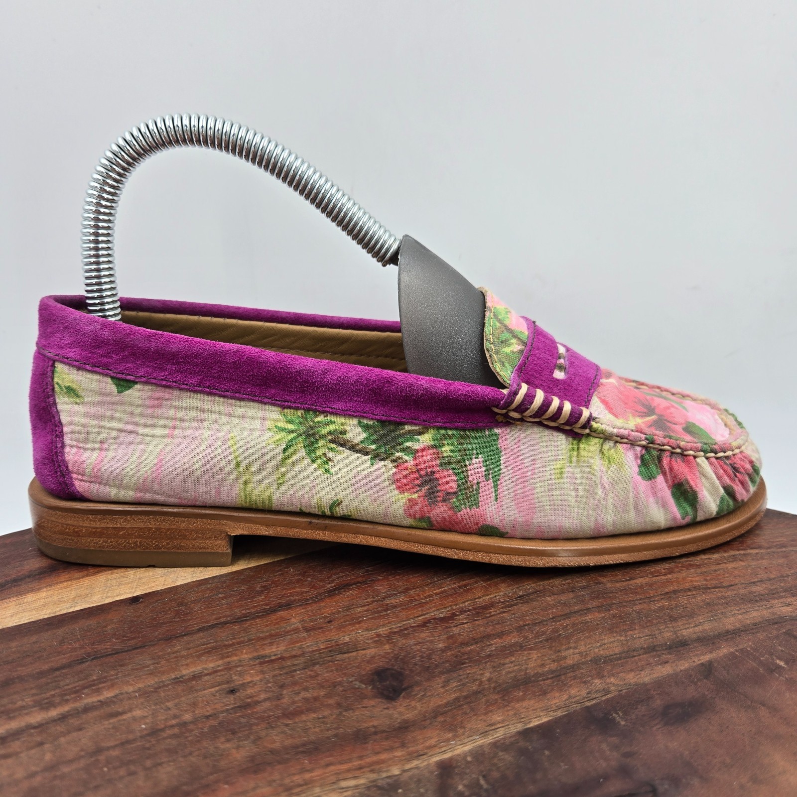 GH Bass Weejuns Shoes Women’s 5.5M Purple Pink Tropic Floral Suede Penny Loafers