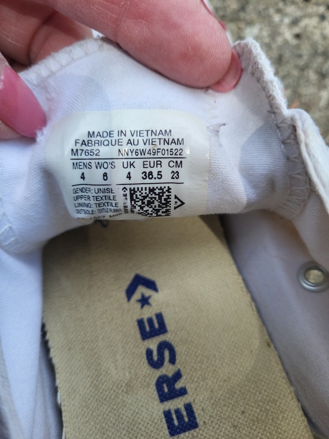Converse All Stars Mens 4 Womens 6 White M7652