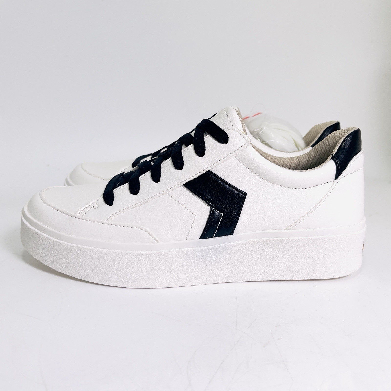 Dr Scholl’s Women’s Madison Lace Platform Sneaker White Black Size 6.5 Wide Fit