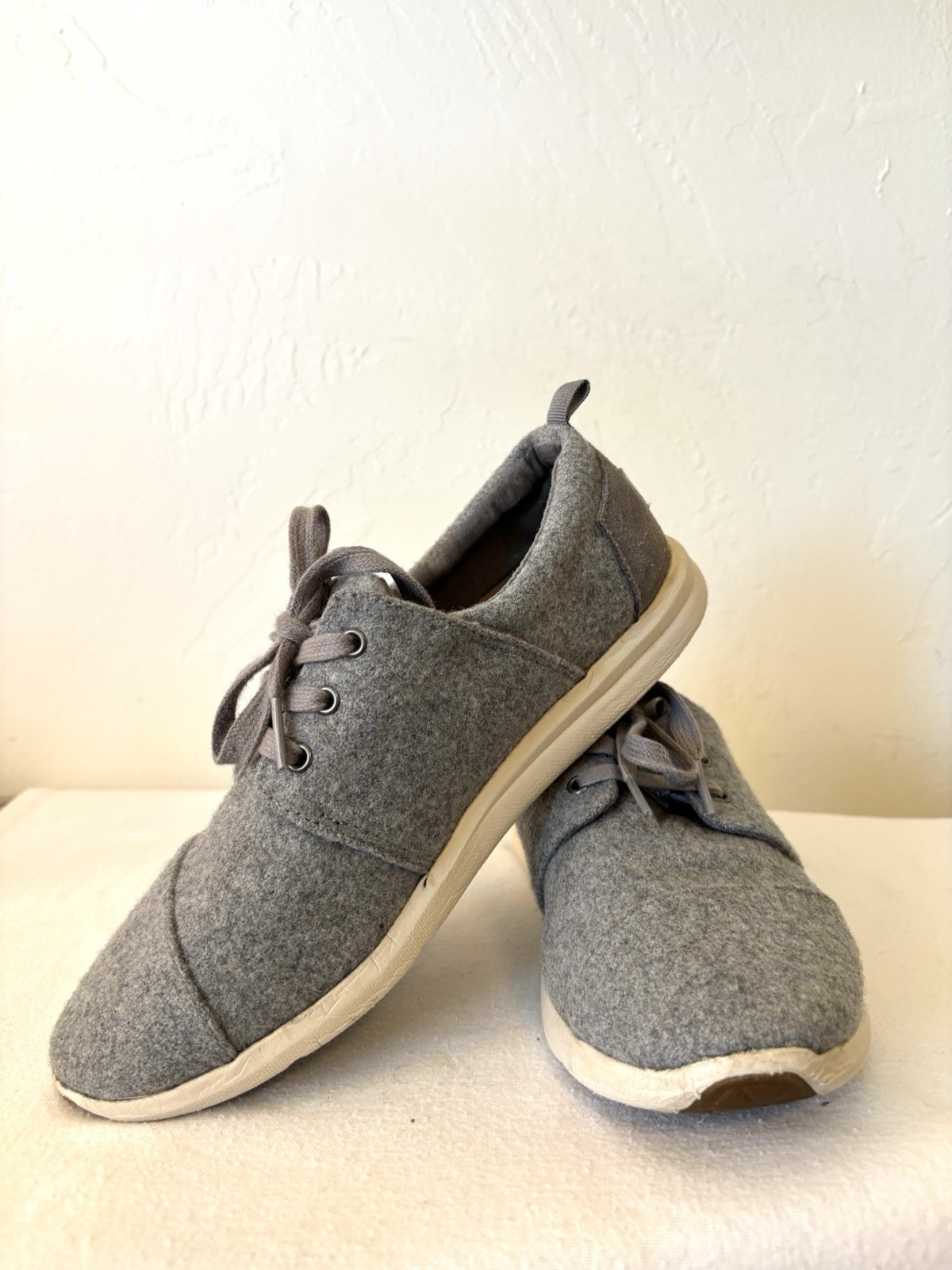 Toms Del Rey Women’s Sneakers Gray Heathered Patterned Lace Up Sz 7