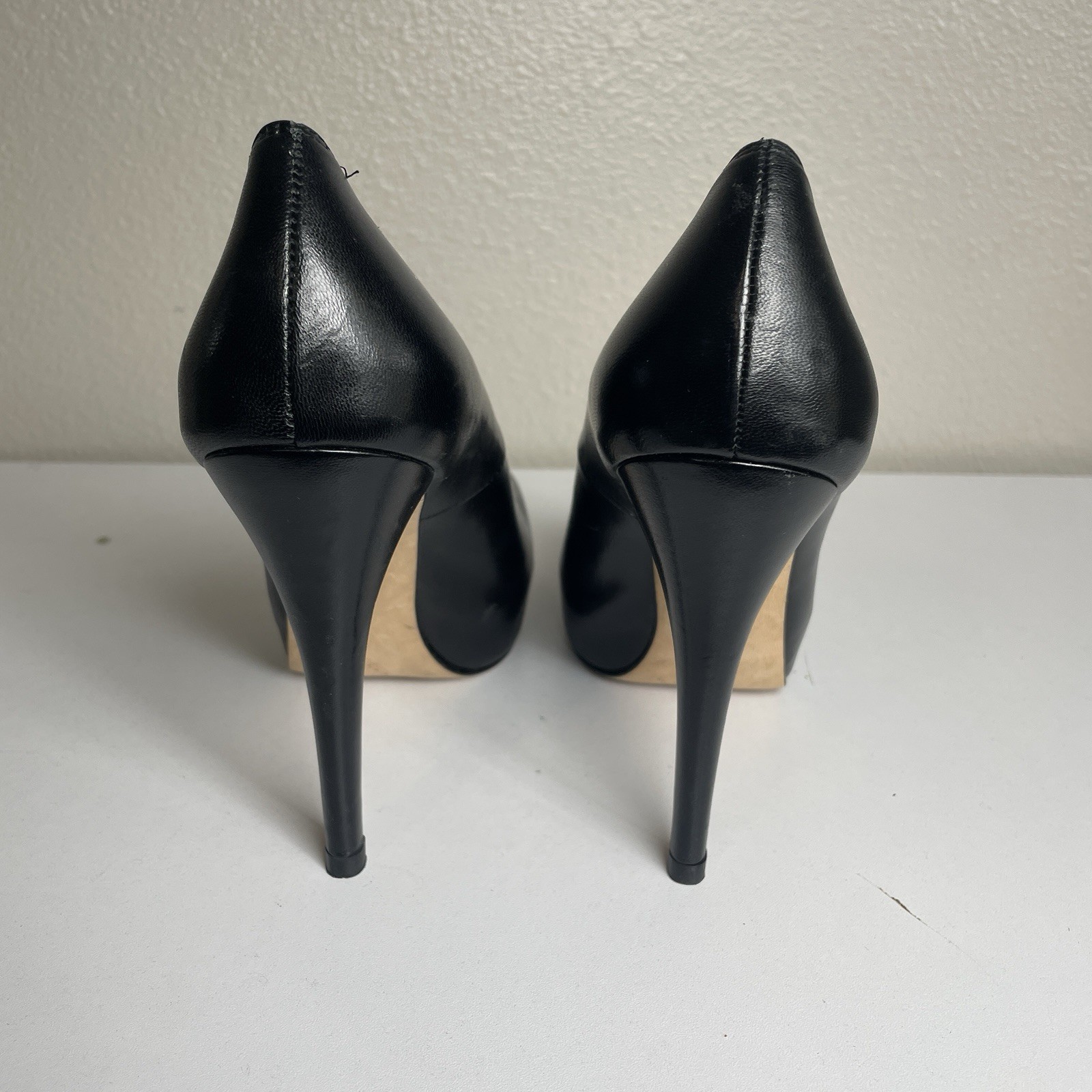 STUART WEITZMAN Size 7 M Black Leather Platform Pumps High Heels 4.75″ Y2K Siren