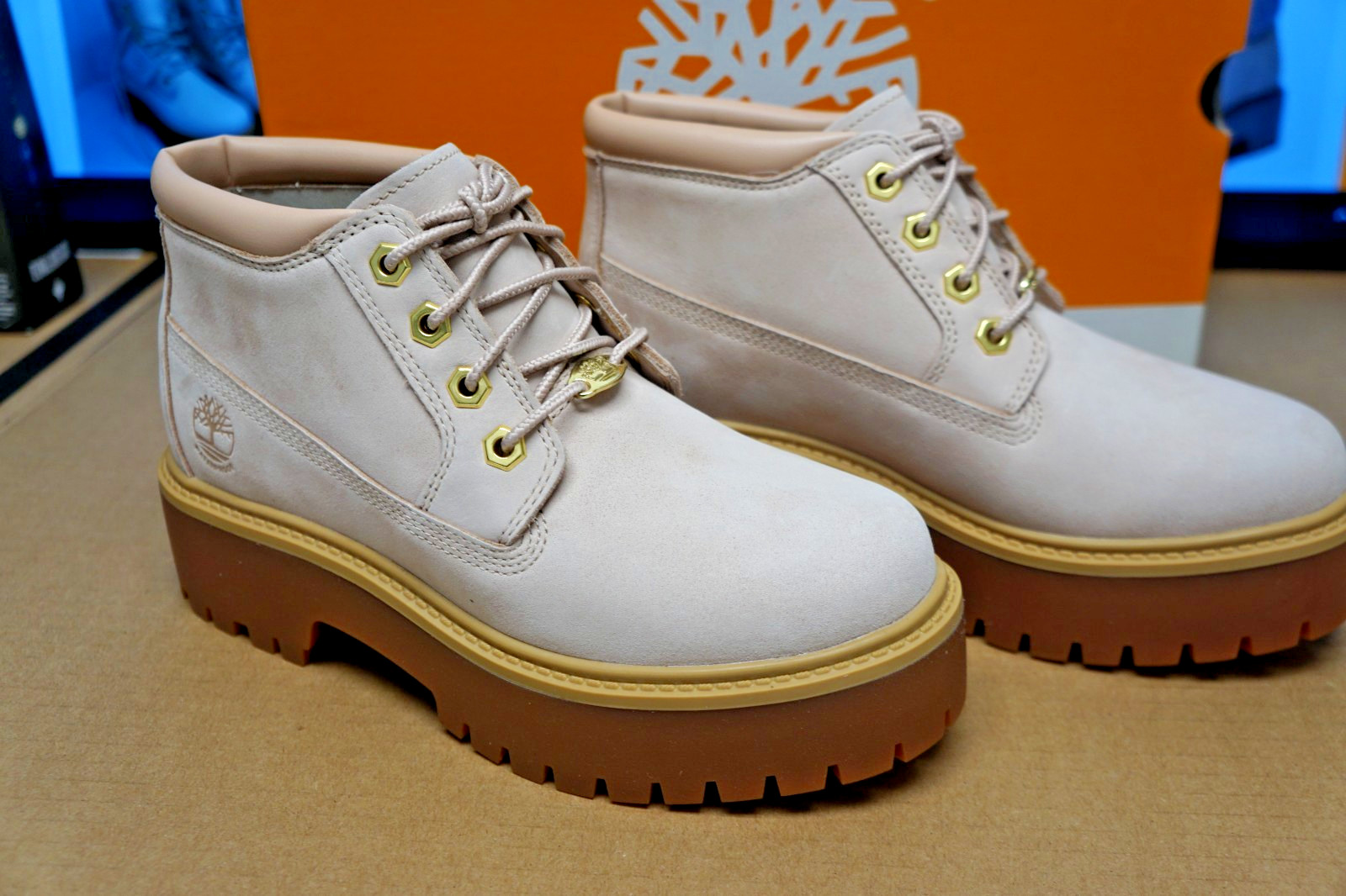 Timberland Stone Street midlace waterproof boot Women’s Size 6.5