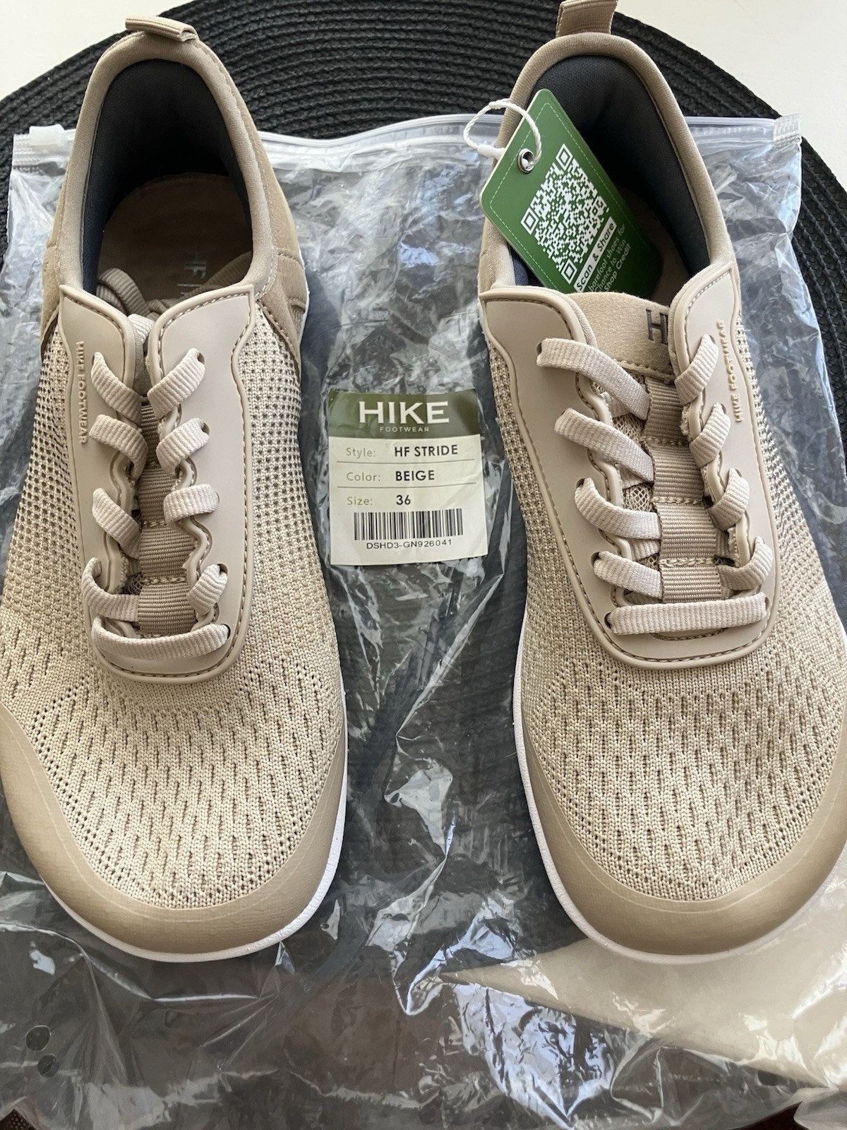 HF Stride HIKE Footwear New Never Worn Size 6 Biege Color