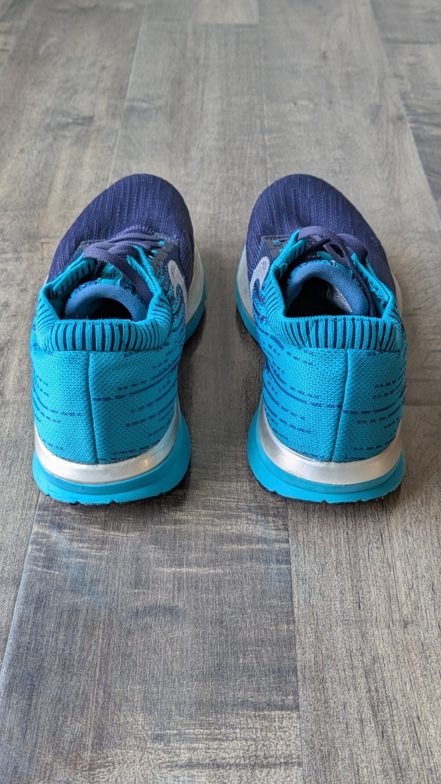 Brooks Ricochet Running Shoes Womens Size 9.5 Blue Teal DNA AMP Athletic Sneaker