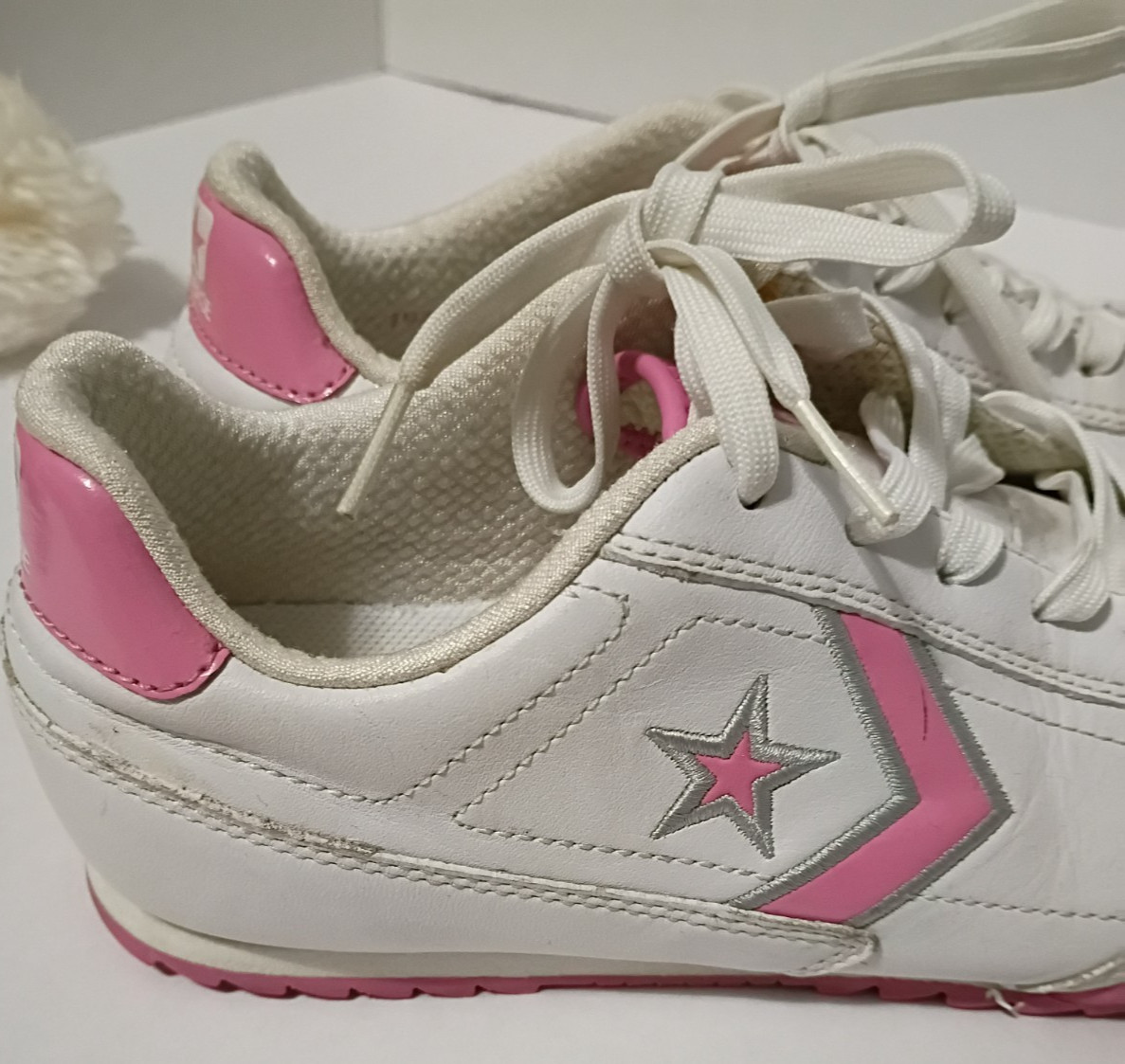Converse Shoes All Star Athletic White/Pink Sneakers Women 8.5 Men 7 Track Run