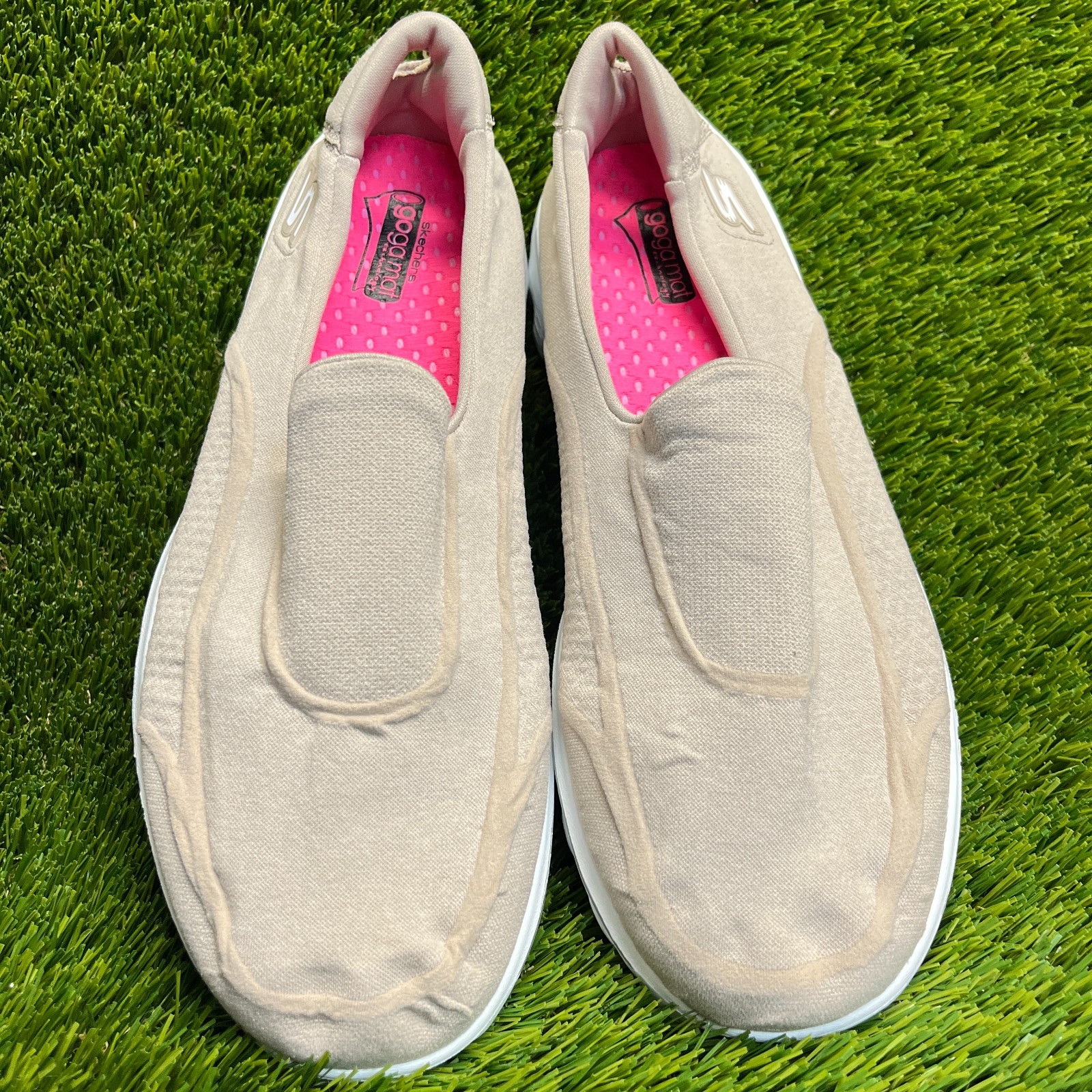 Skechers Go Walk 2 Super Sock Womens Size 11 Taupe White Athletic Shoes Sneakers