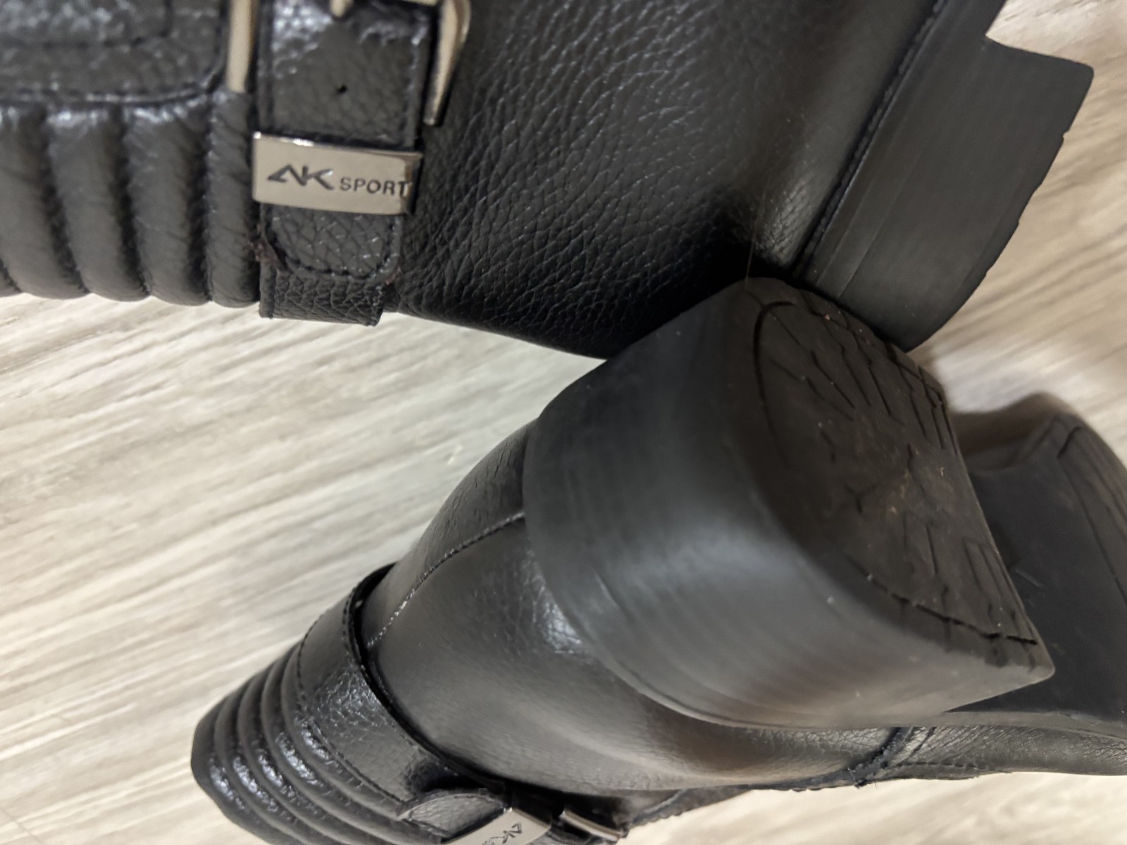Women’s Black Leather Anne Klein LaConte Ankle Boots Sz. 9M