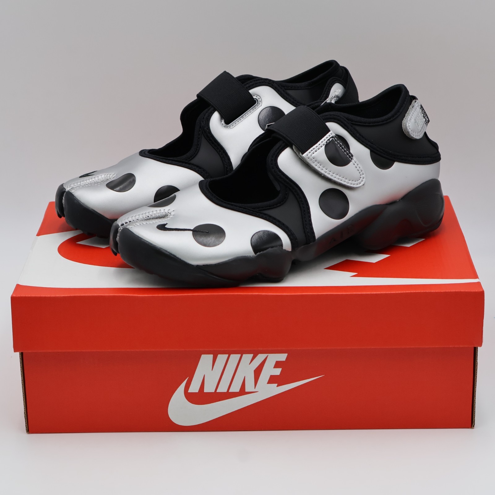 IR1226-001 Nike Air Rift «Polka Dot/Black/Metallic Silver» (Women’s)