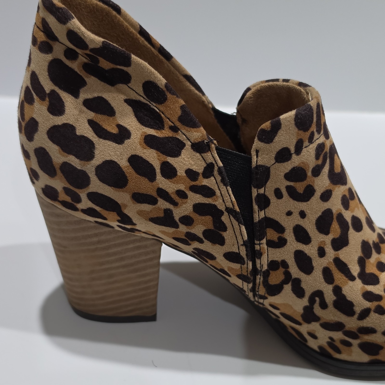 Dr. Scholl’s Shoes BE Energized Women’s Animal Print Faux Suede Bootie 8.5