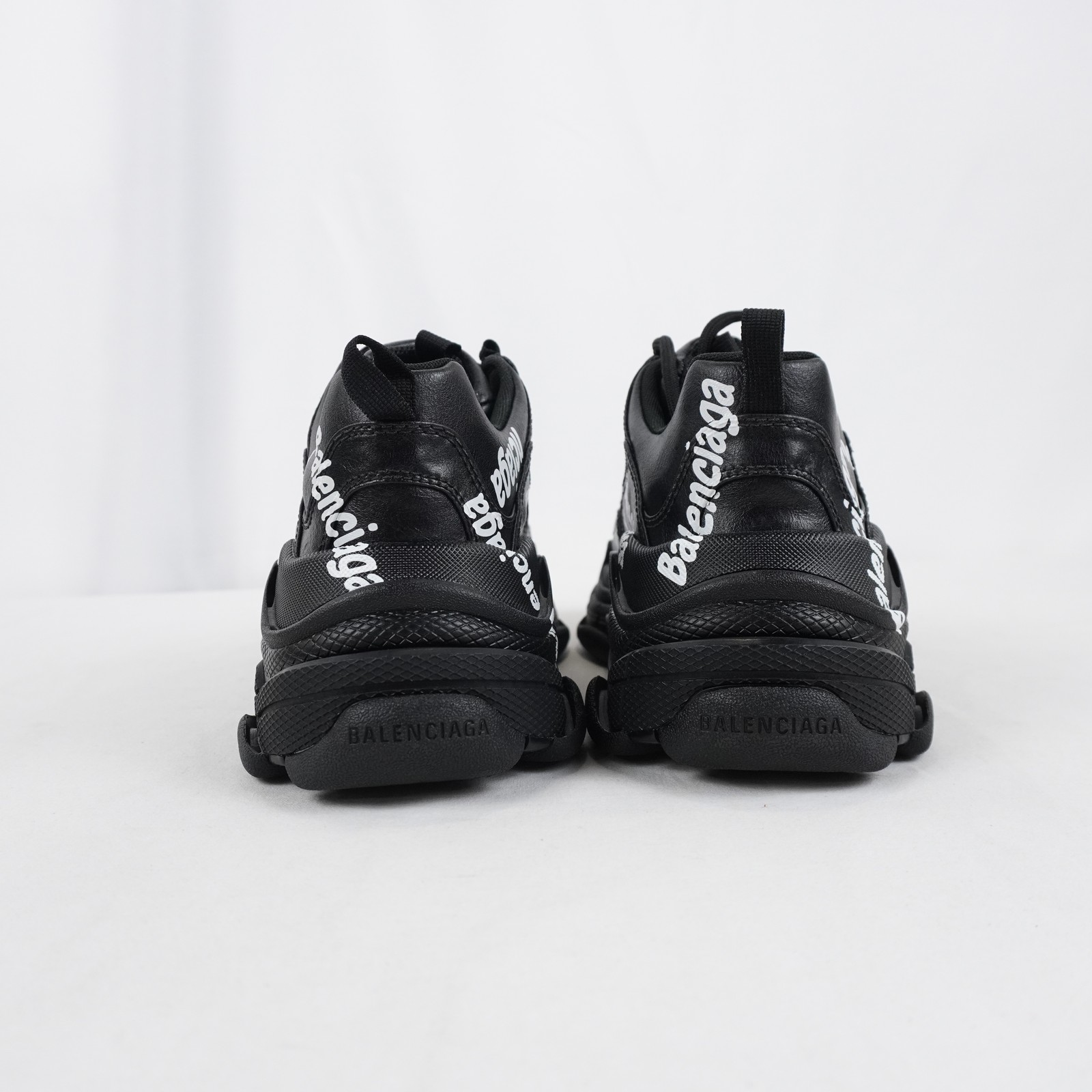 Balenciaga Triple S Logotype Sneakers In Black/White – Size EU 40/US 10 (524039)