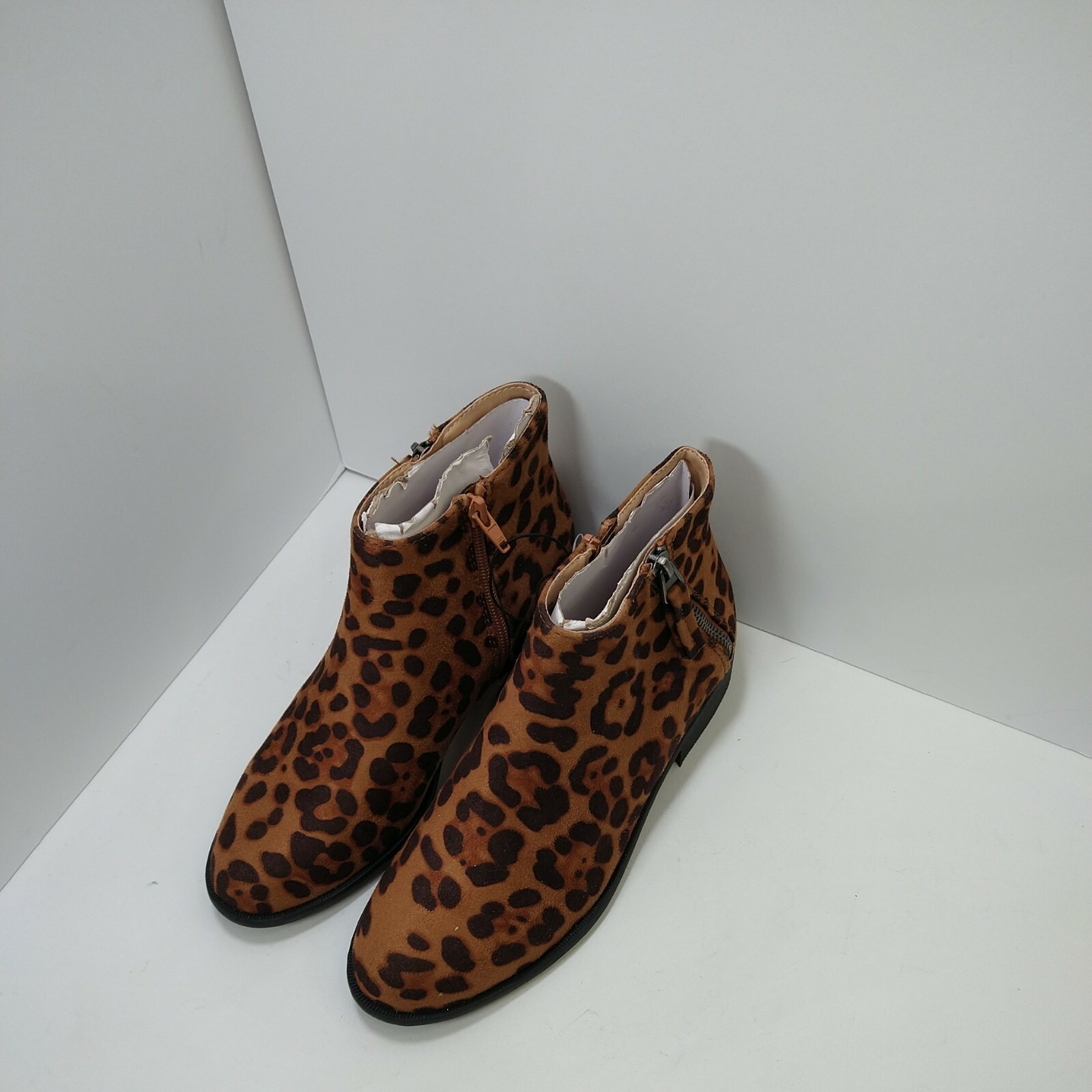 Fall Winter Leopard Animal Print Ankle Boots Double Zipper Heel Sz 7 Memory Foam