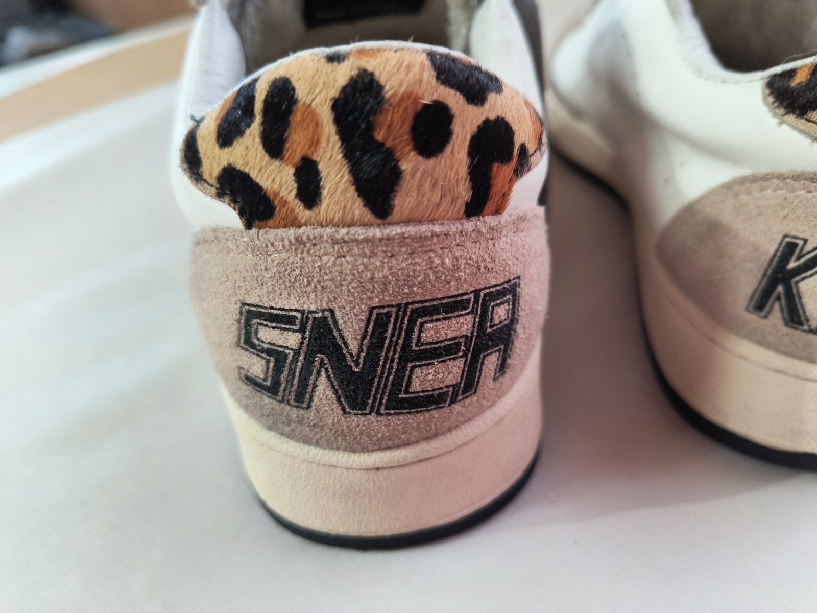 GGDB Golden Goose SUPERSTAR Leopard Silver Sneakers White Leather Women’s 40