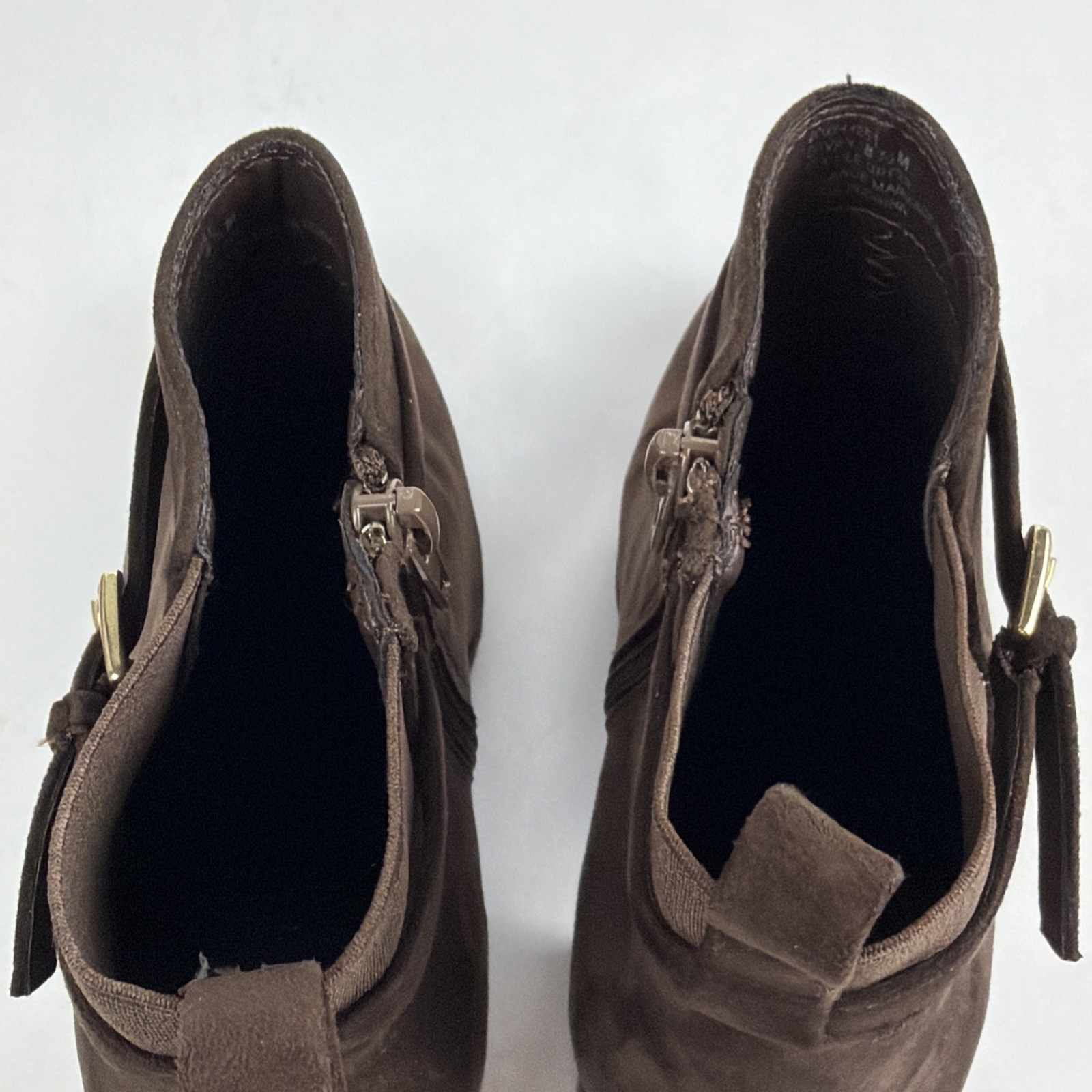 Kelly & Katie Gavan Earthy Micro Brown 3.5in Heeled Lace-up Bootie Womens 8.5M
