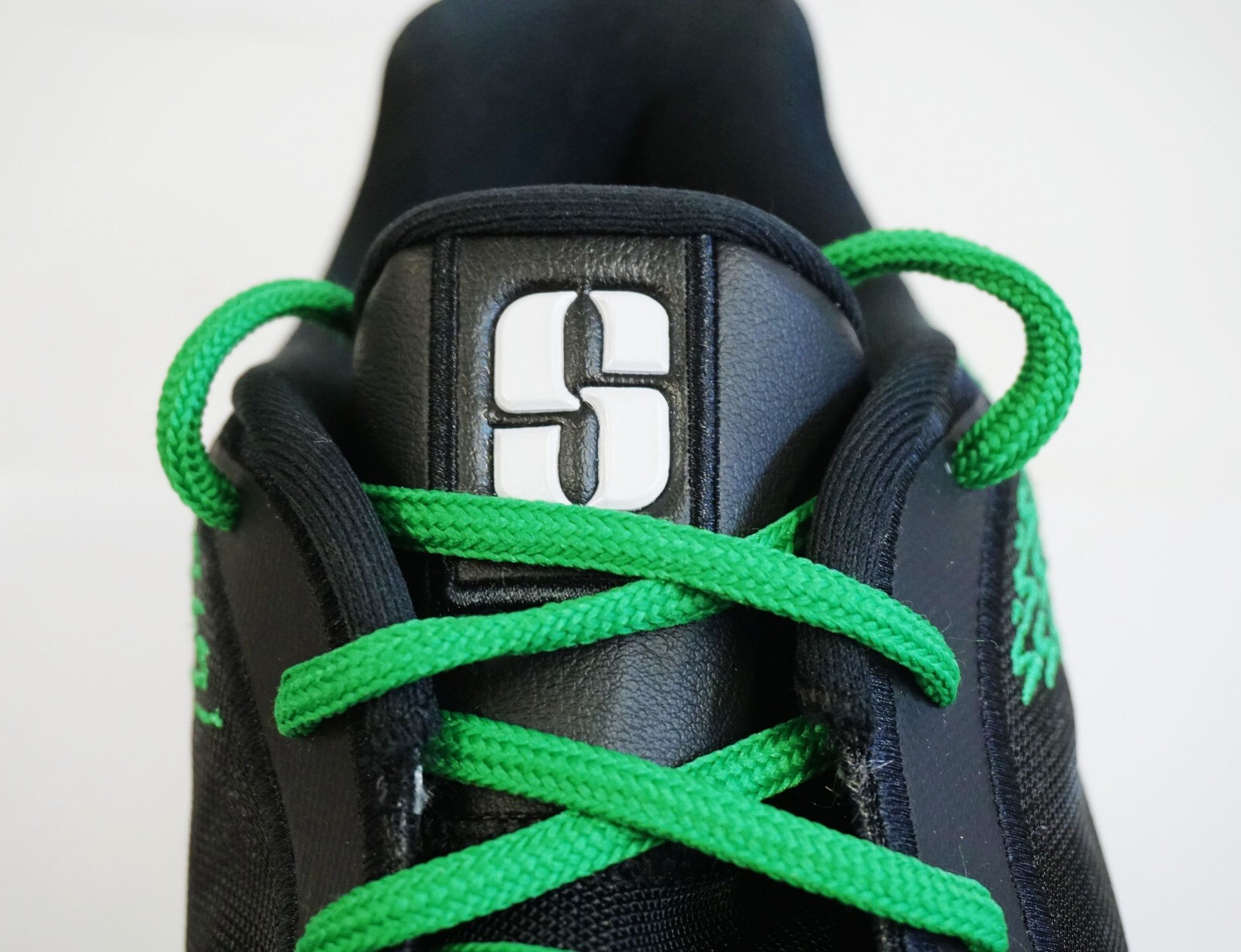Nike WMNS Sabrina 2 Basketball Celtics Rice Black Green HF0670-900 M12.5/W14 EL