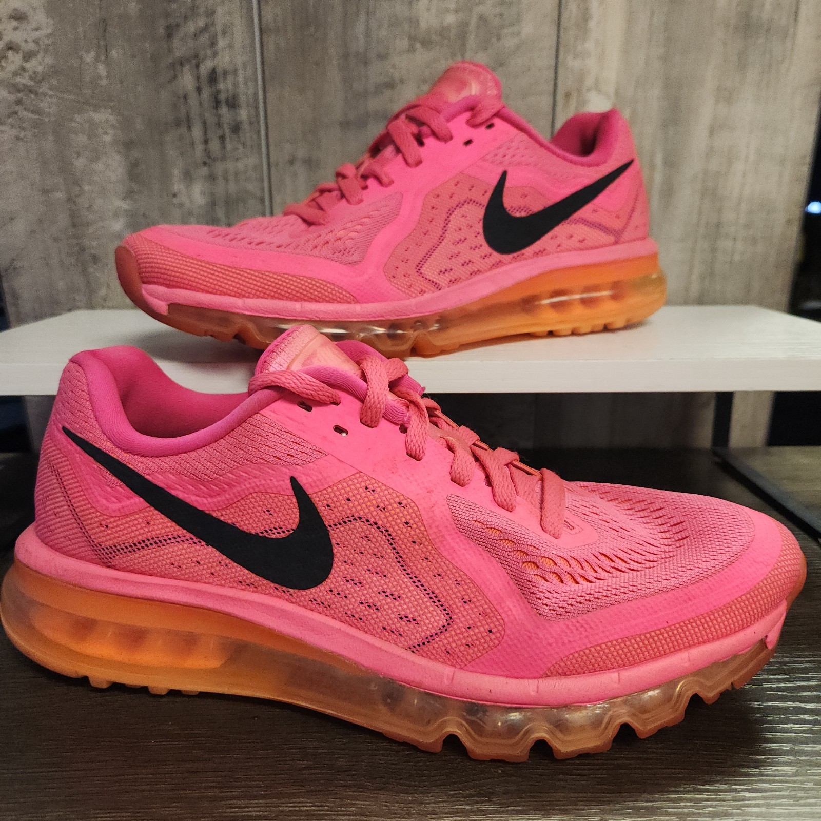 Nike Women’s Air Max 2014 Hyper Pink Athletic Running Sneakers Shoes Size 10
